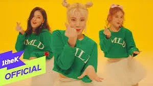 'Bboom Bboom' by Momoland - online class