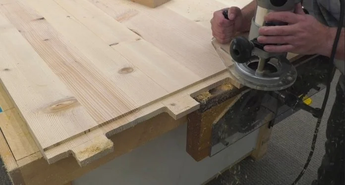 cutting tenons on the end of a table top for breadboard end