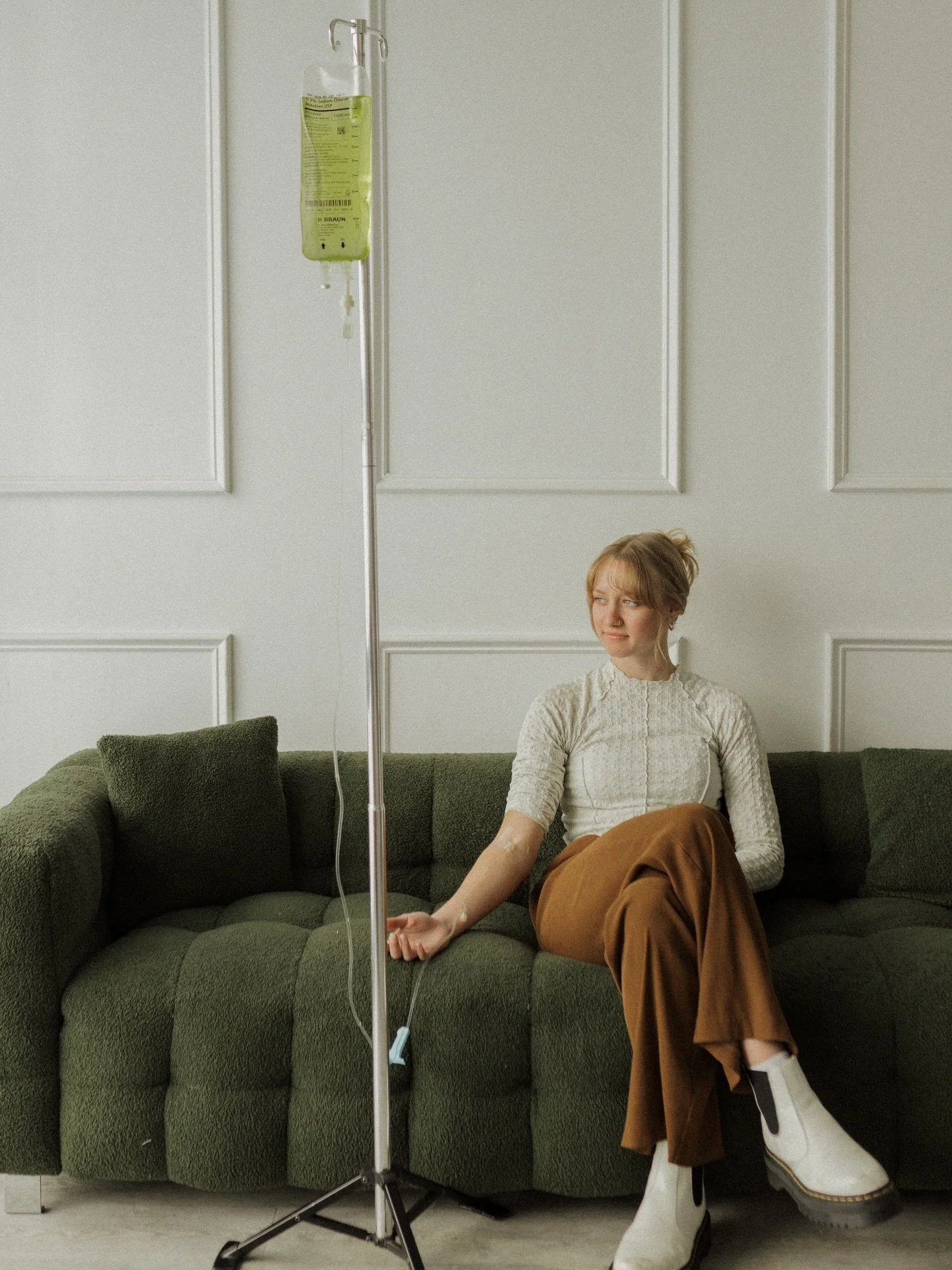 Giveaway!!!

@alcove_iv is offering up an IV infusion to one lucky winner! Infusions are a great way to boost your immune system, hydrate, increase skin + hair health, increase energy levels and improve sleep! @alcove_iv has IV cocktails of all kinds