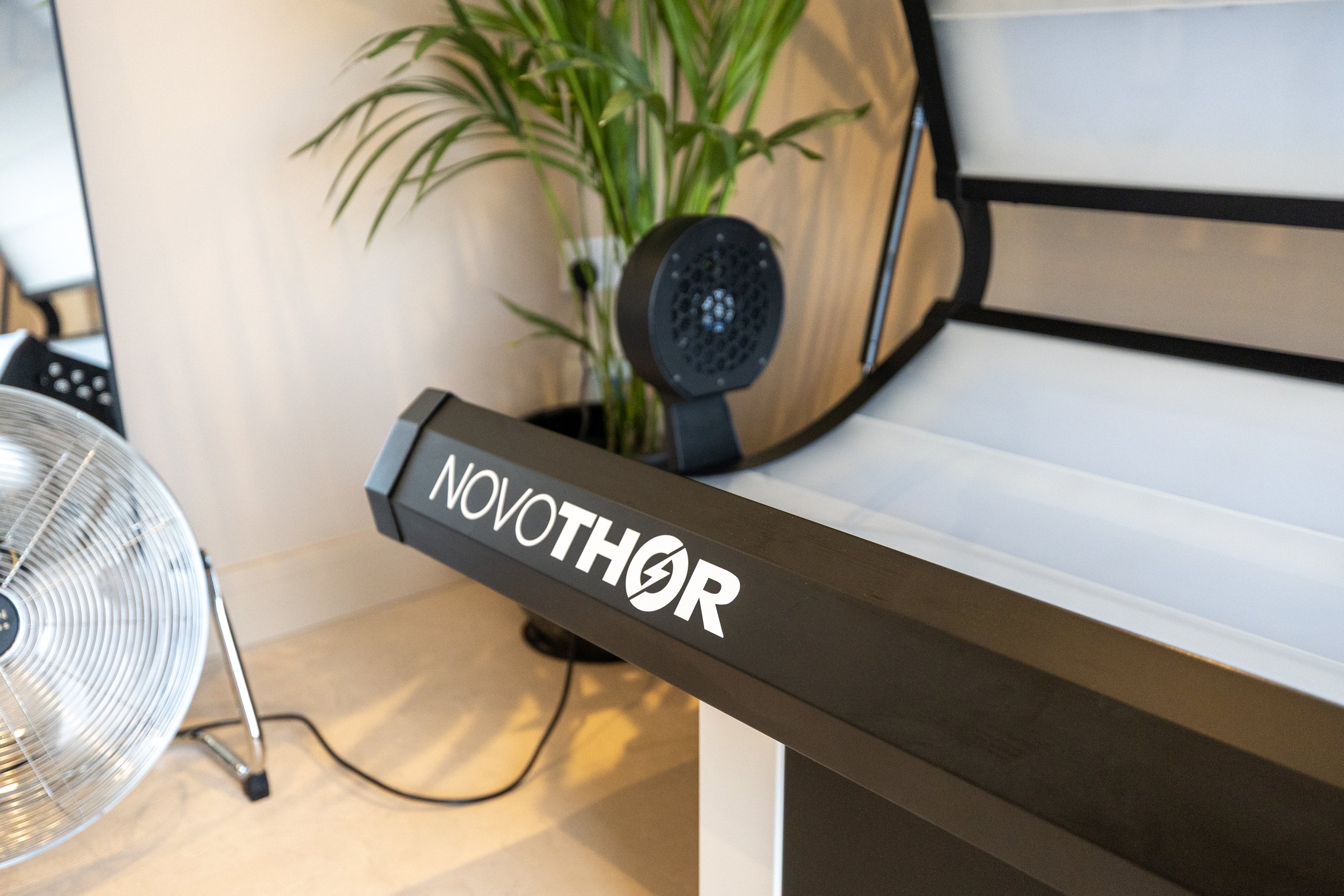 Red Light Therapy - NovoThor at ReGen Rooms