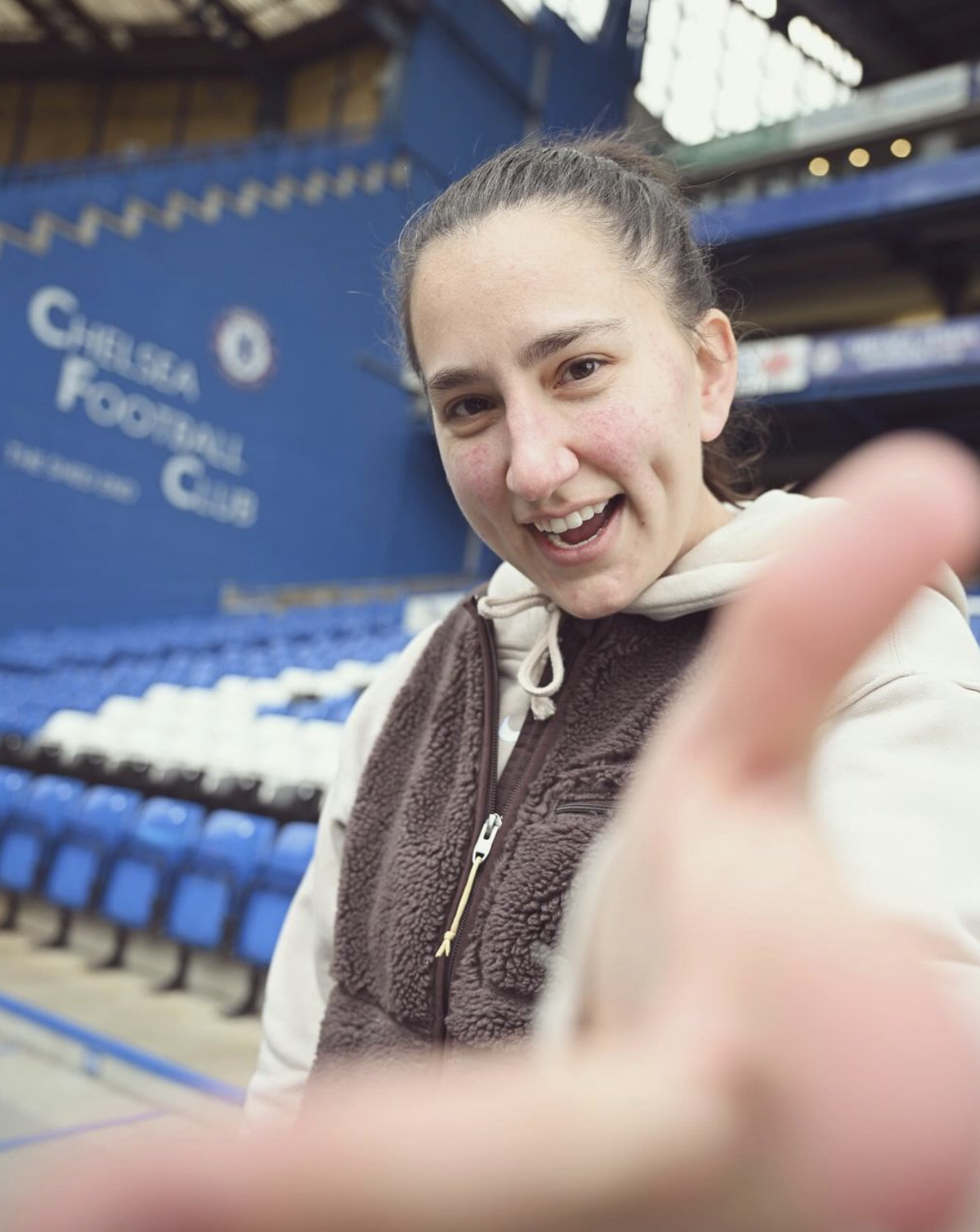 Jennifer Taylor Chelsea FC contract extensions.