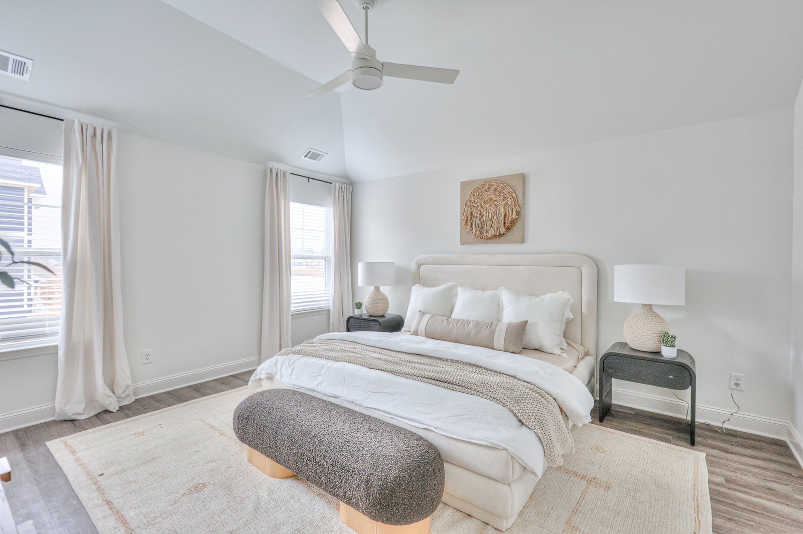 Amenities Lakeside Residences