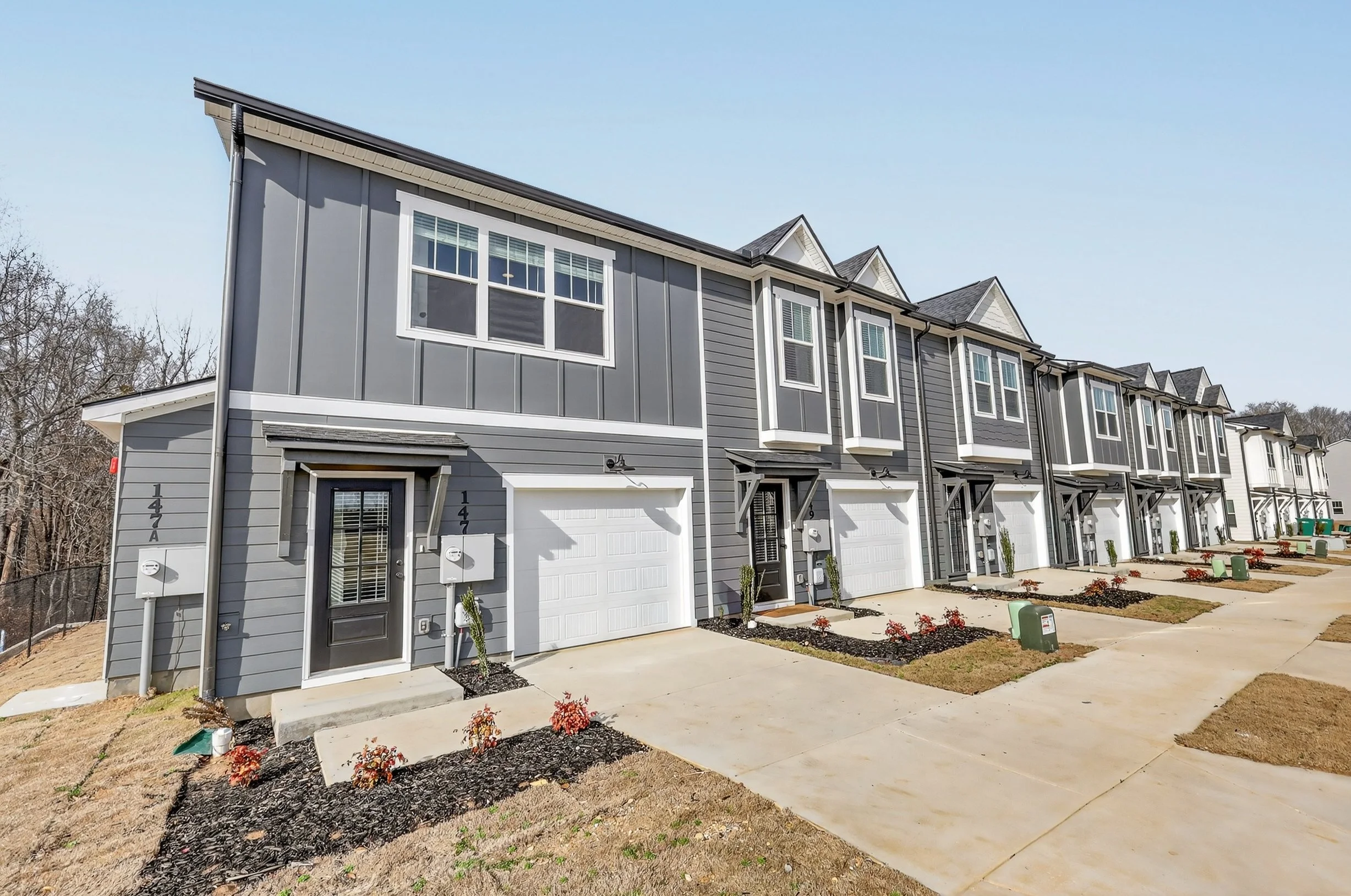 Lakeside Townhome 1 (WEB) (1 of 29).jpg