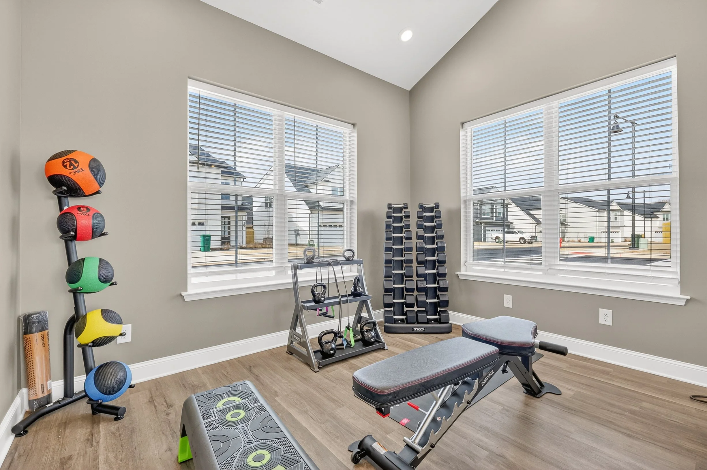 Lakeside Townhome 2 (WEB) (3 of 30).jpg