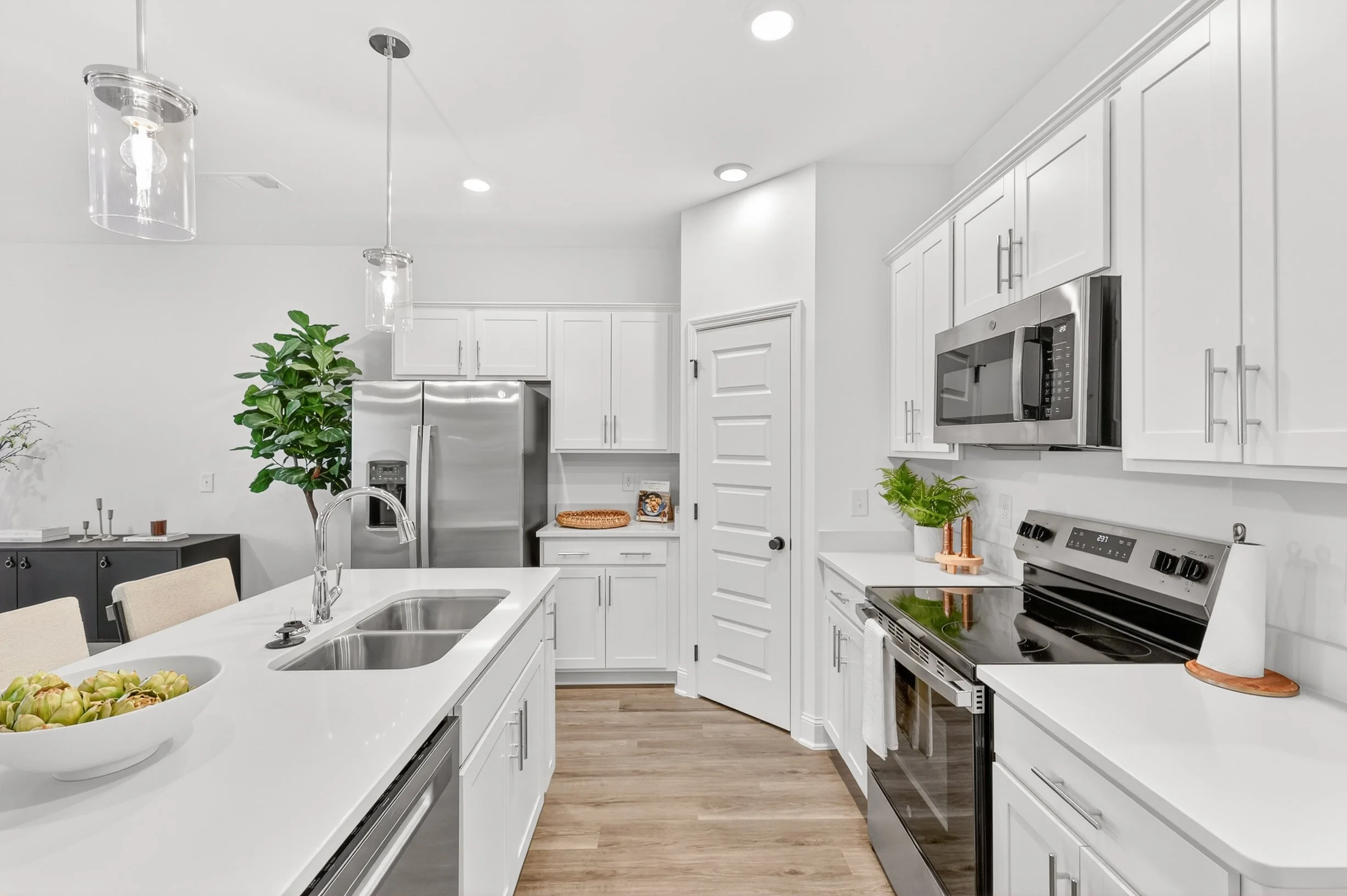 Lakeside Townhome 2 (WEB) (7 of 30).jpg