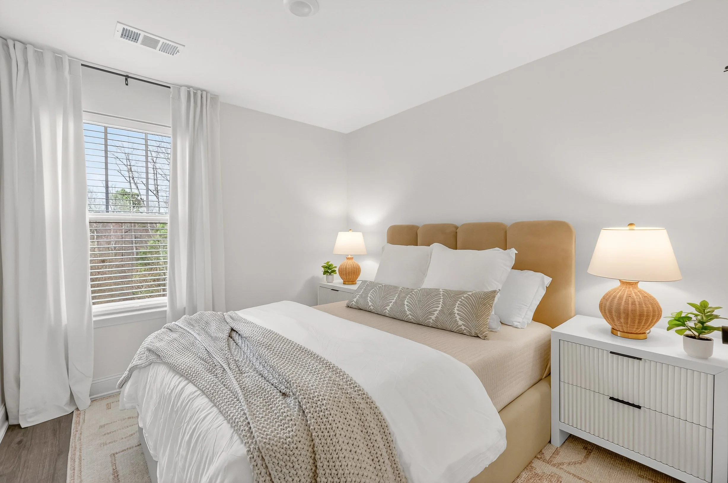 Lakeside Townhome 2 (WEB) (26 of 30).jpg