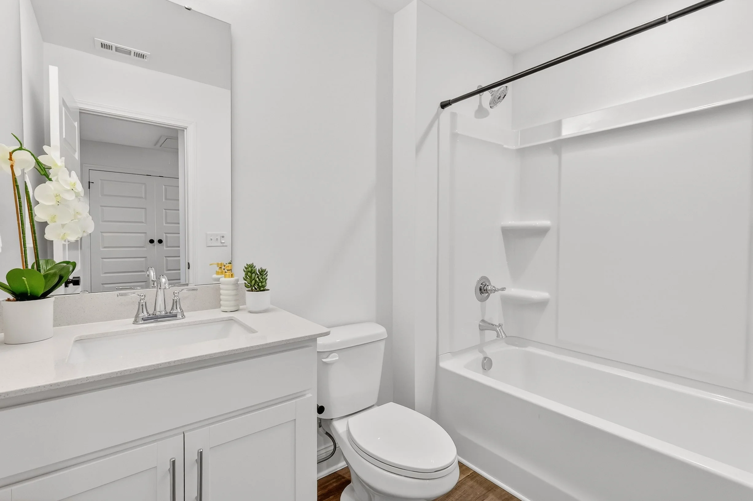 Lakeside Townhome 2 (WEB) (28 of 30).jpg