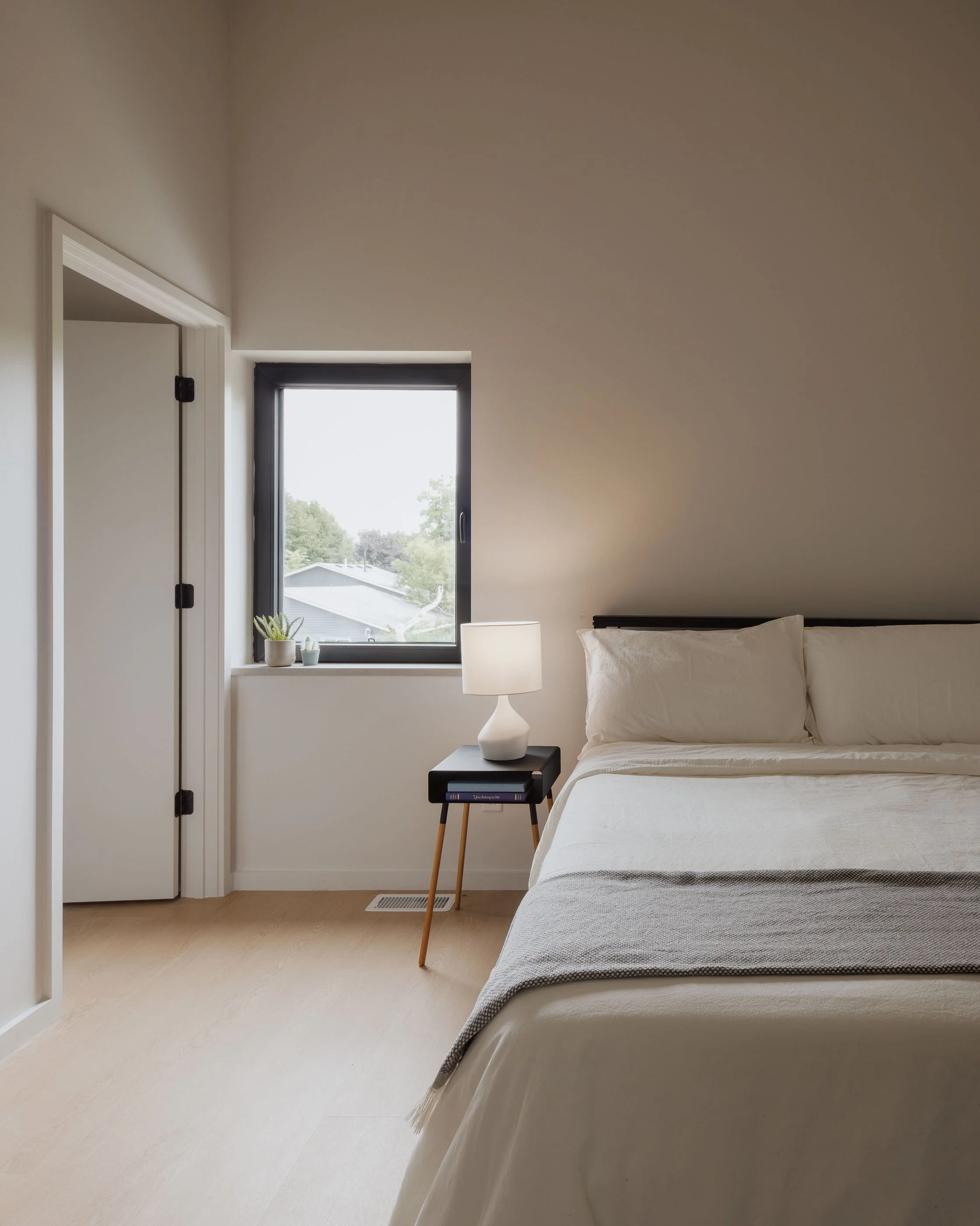 LITTLE MOD INT-052-Edit (1).jpg