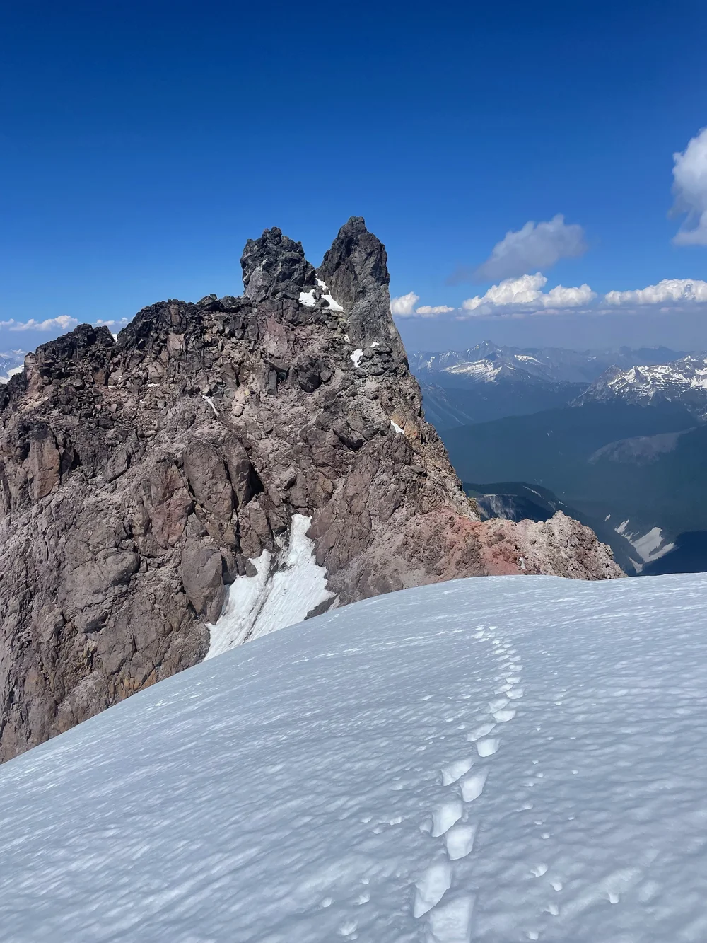   You never see the Rabbit Ears like this from the north, something that has caused a lot of confusion I'm sure. But from the south their naming is plain as day.  
