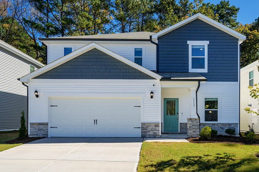 Please put your hands together for the star of the show — 1113 Umstead Grove Way! This show-stopping 4-bedroom, 2.5-bath home delivers a performance worth an encore, offering 2,569 square feet of pure potential. From its chef’s kitchen wi