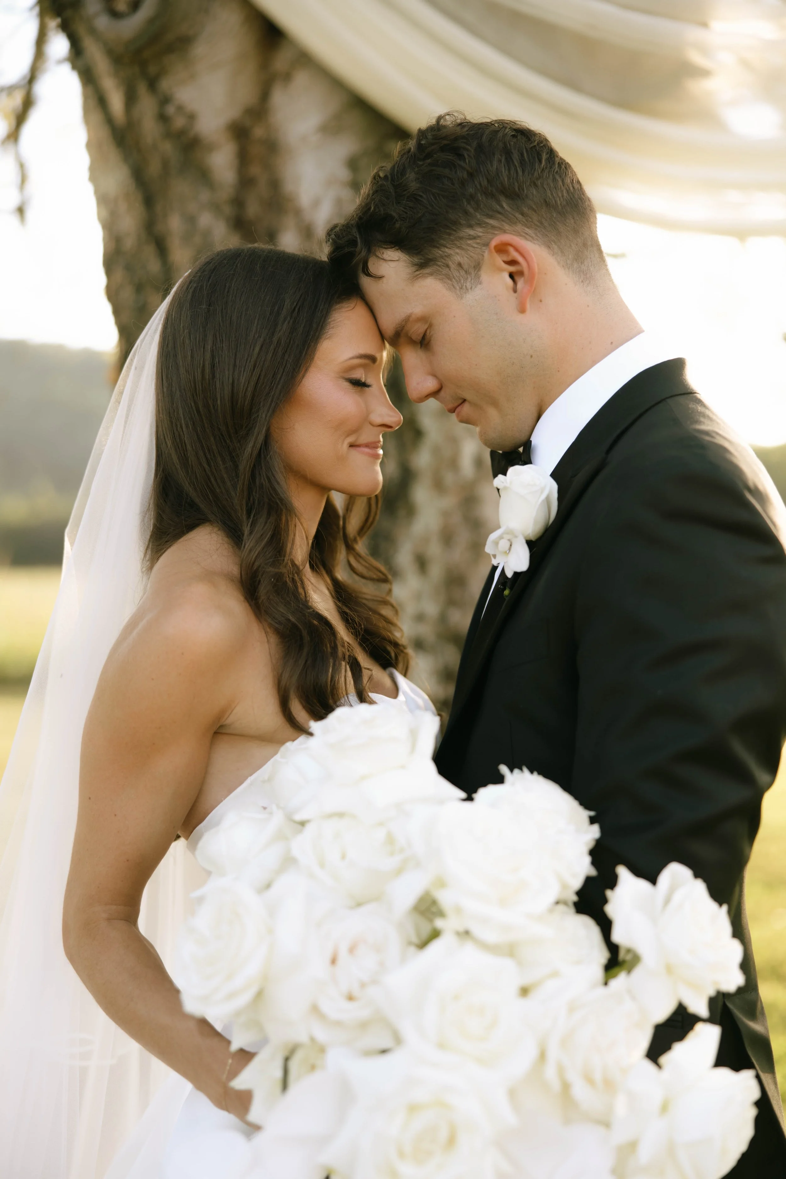 MEET ME IN THE MEADOW: A WHITE WEDDING AT SOUTHALL MEADOWS