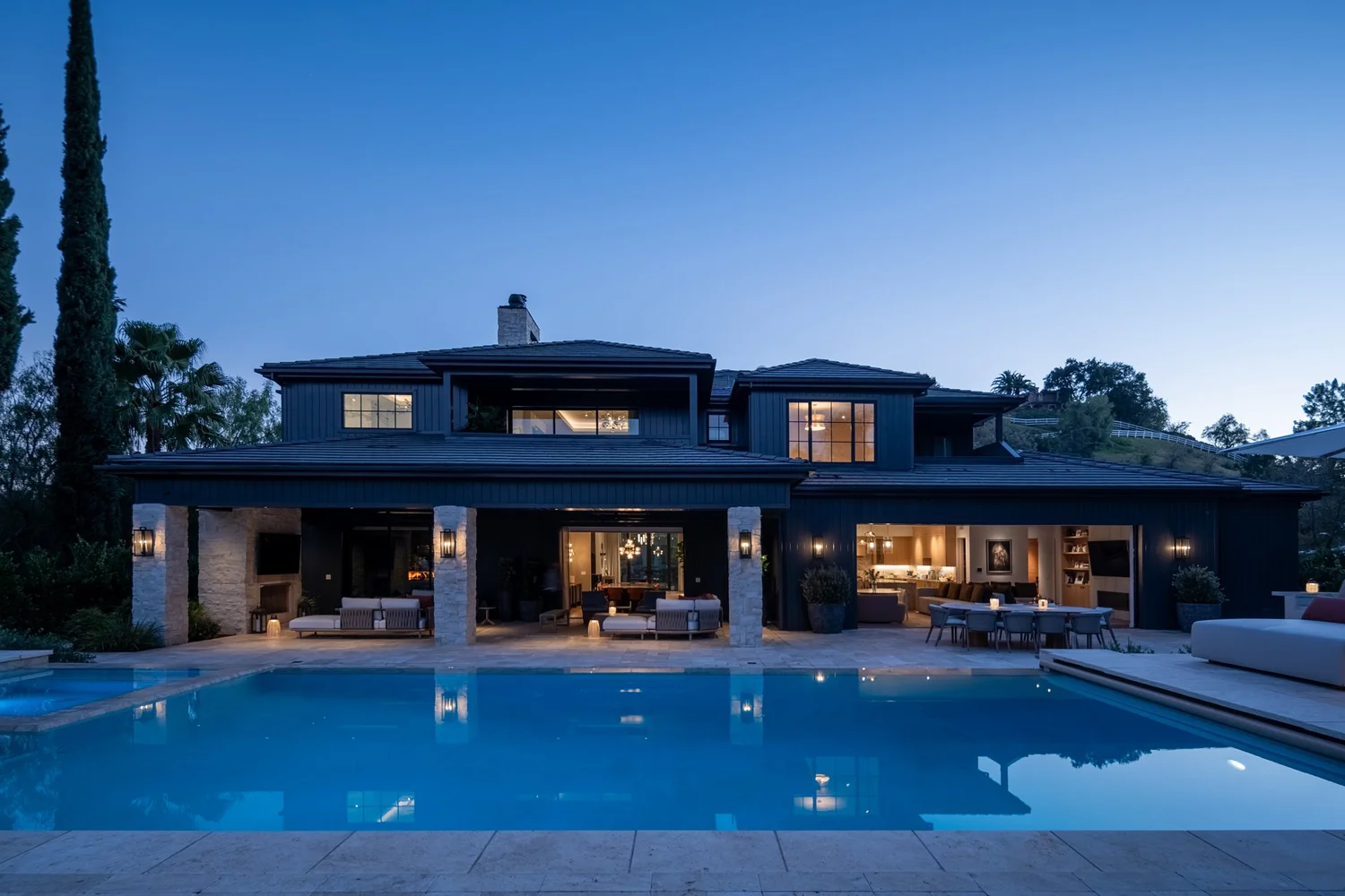 HIDDEN HILLS — Ezequiel Farca Studio
