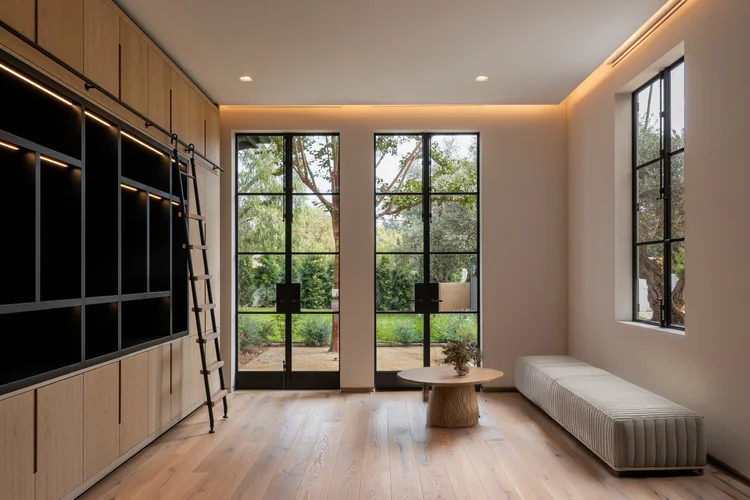 BRENTWOOD — Ezequiel Farca Studio