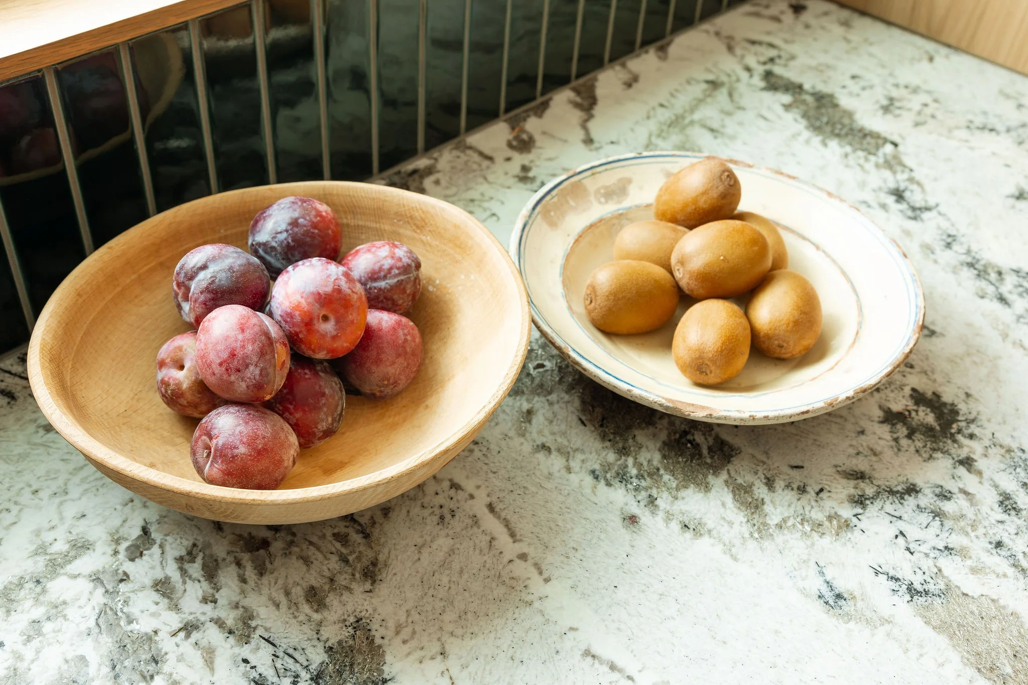 ModernOrganicKitchenRemodel_NaturalStoneCountertop.jpg