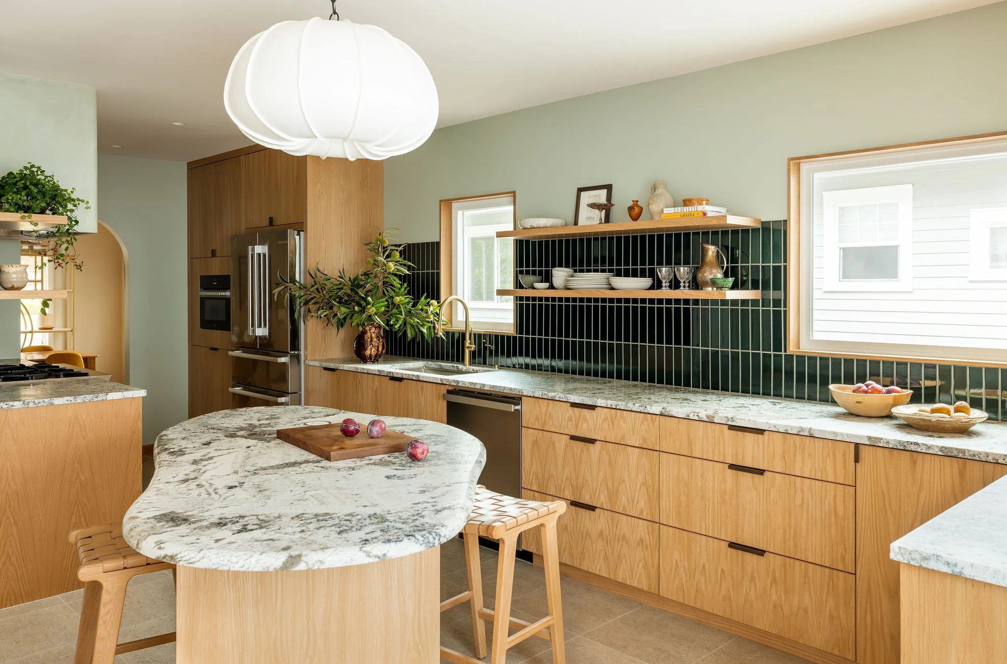 ModernOrganicKitchenRemodel_WhiteOakIslandLighting.jpg