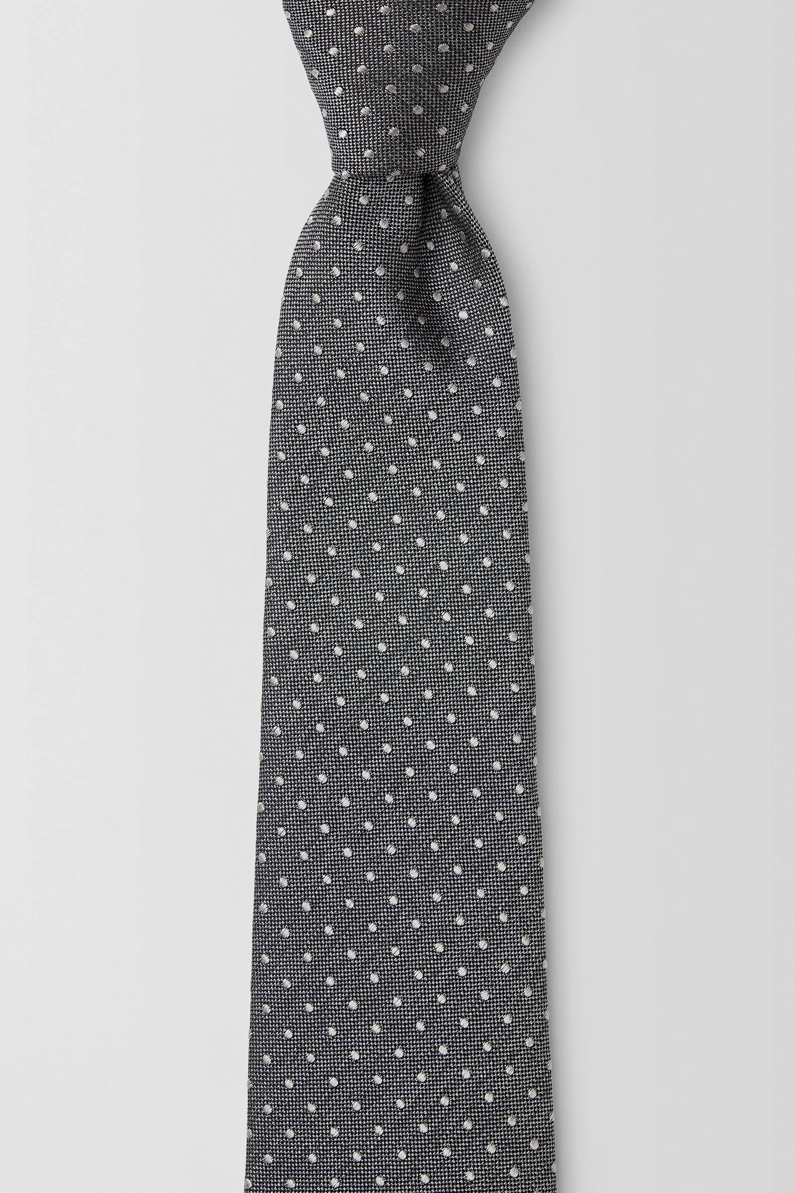  Polkadot 7.5CM Tie  
 PJAV100003 Pewter 