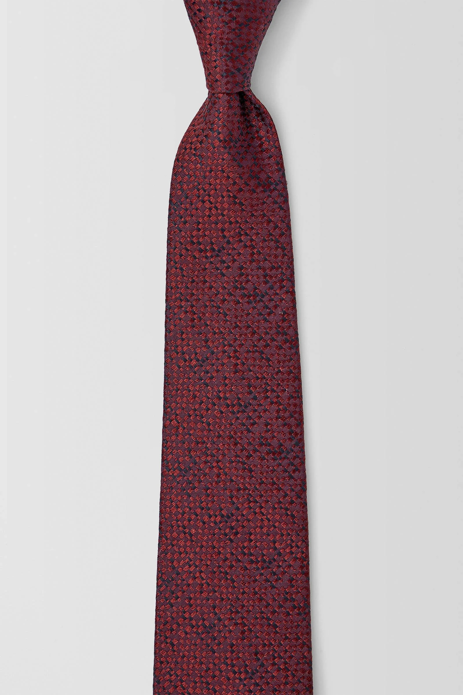  Matrix 7.5cm Tie  
 PJAW100009 Wine 