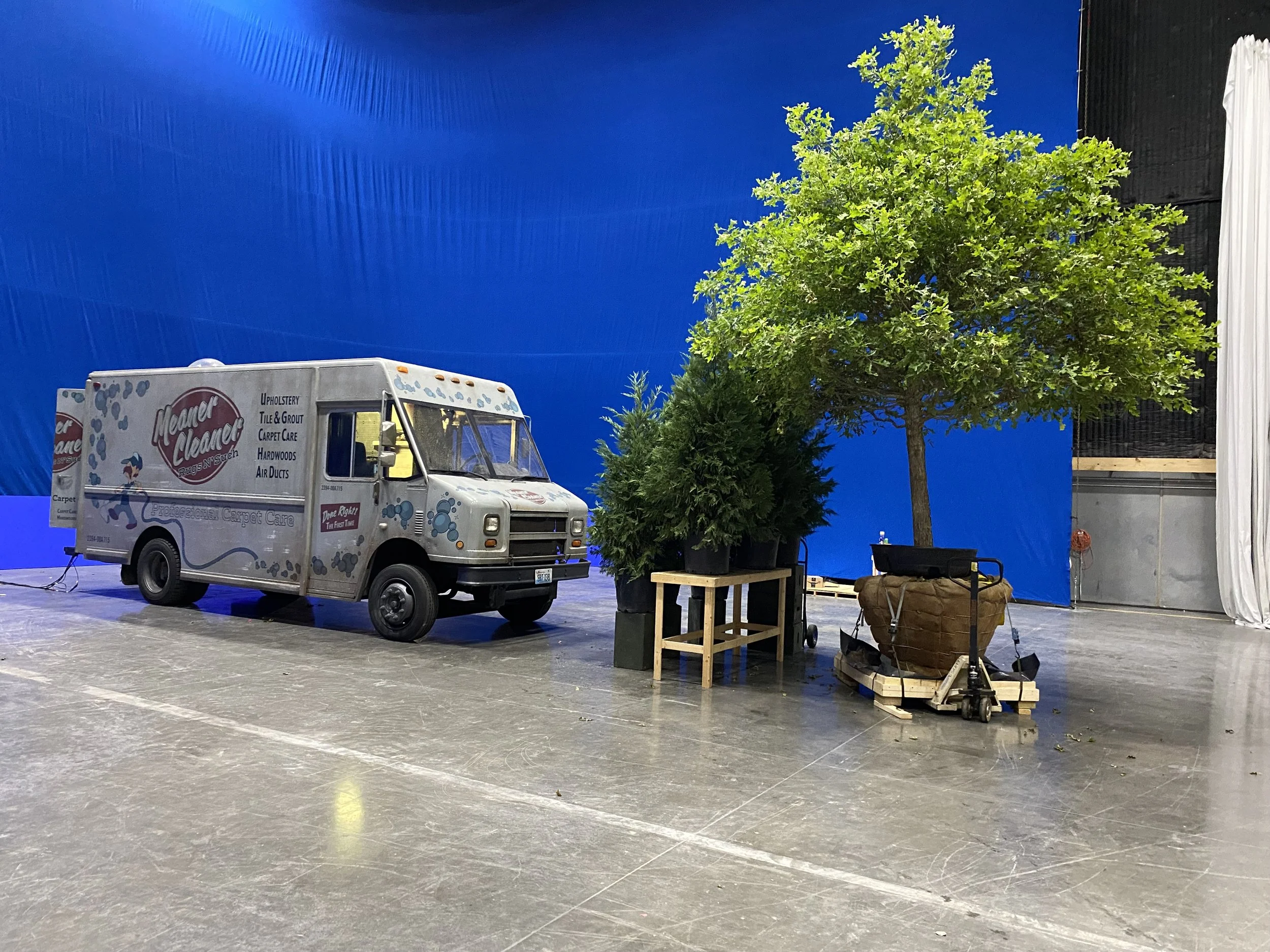 Mobile Unit Set Photo