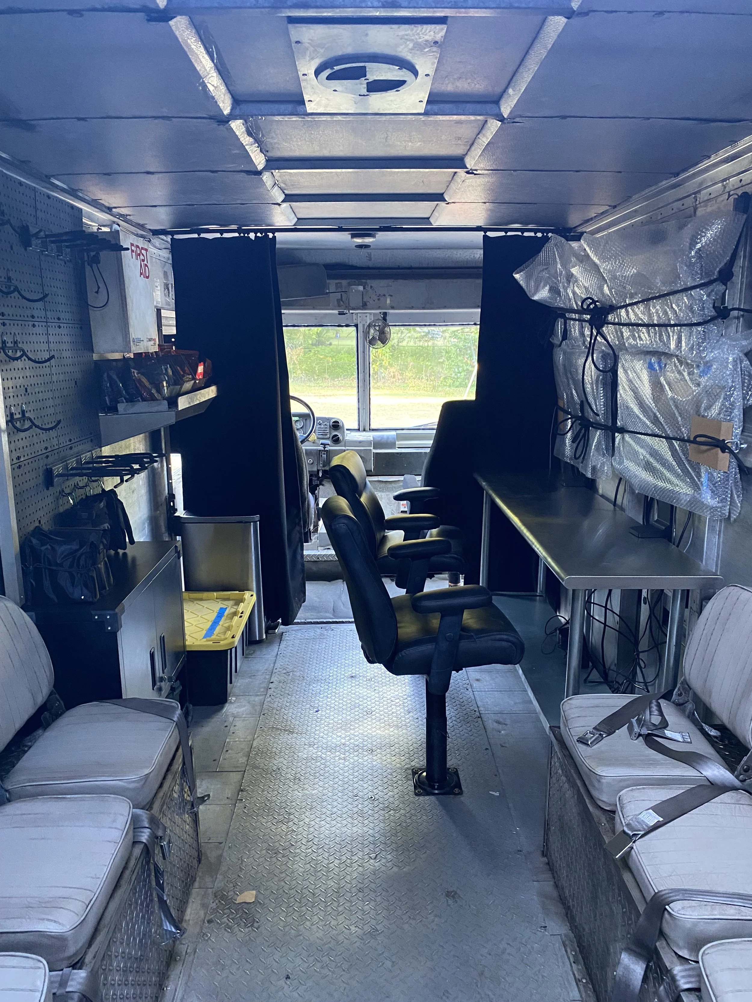 Mobile Unit Set Photo