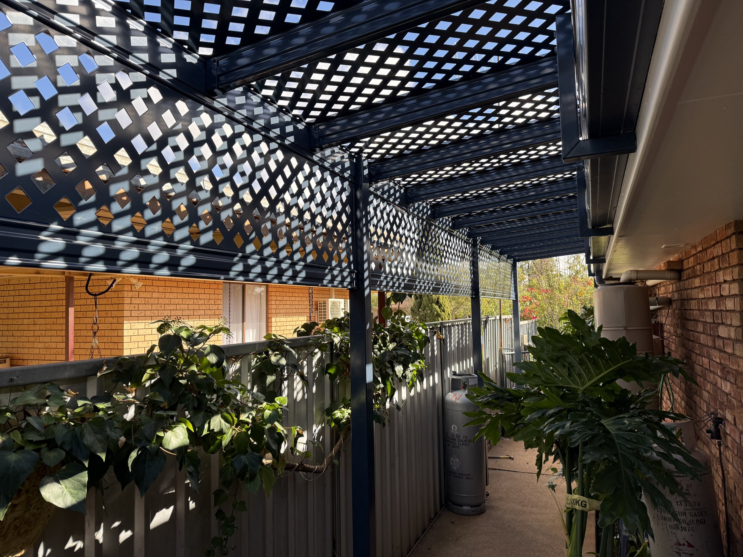 Deep Ocean Lattice Pergola