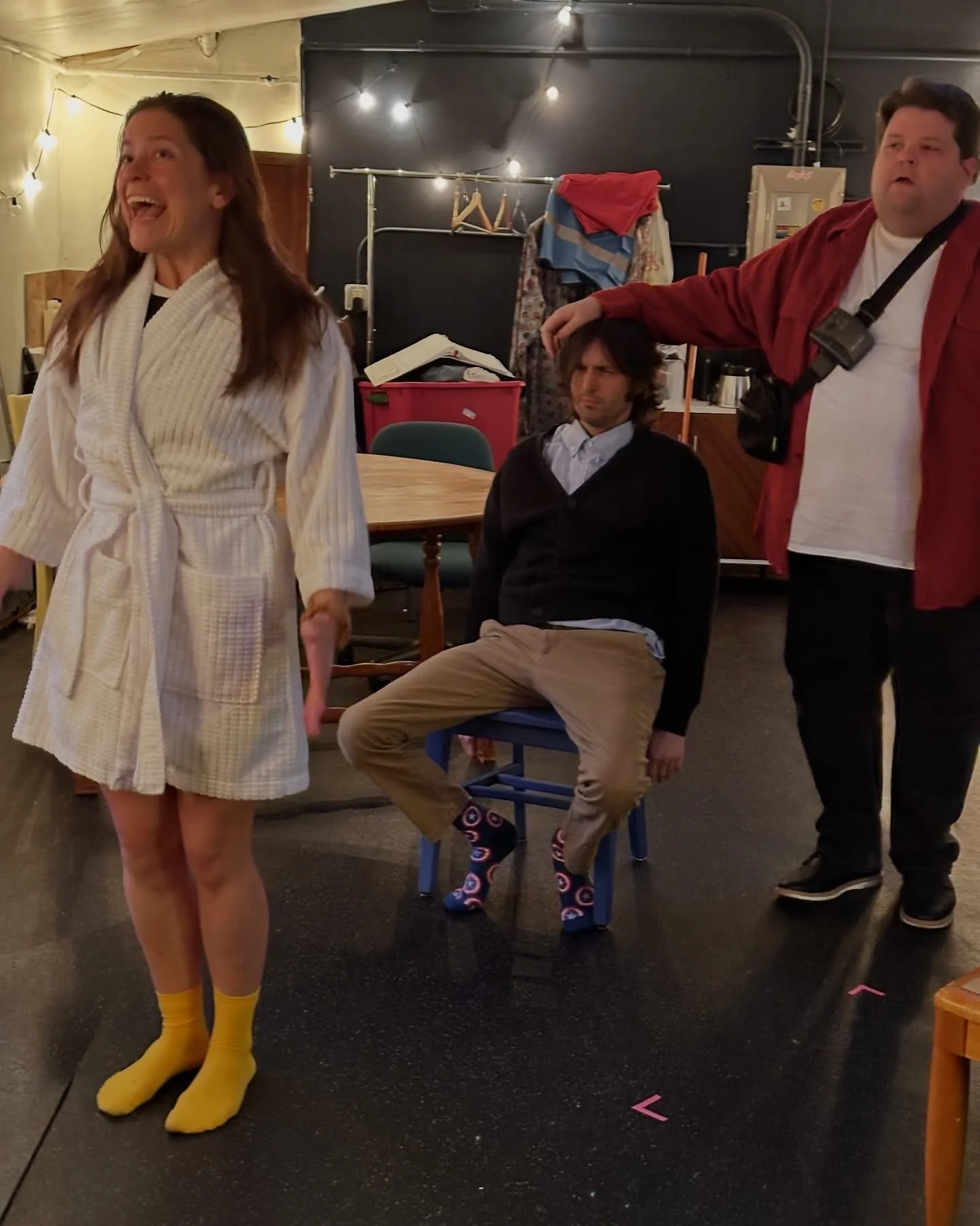 Dirty Gold Theatre presents&hellip; MY SANDWICH!! 
Hehe just kidding! 🔥🤭
But here are some rehearsal photos for INSOMNIA CAFE!

When: Thursday 6/4 - Saturday 6/13
Where: Stage Austin, 6134 East Hwy 290
What: Two obsessive Friends fans hunt for the 
