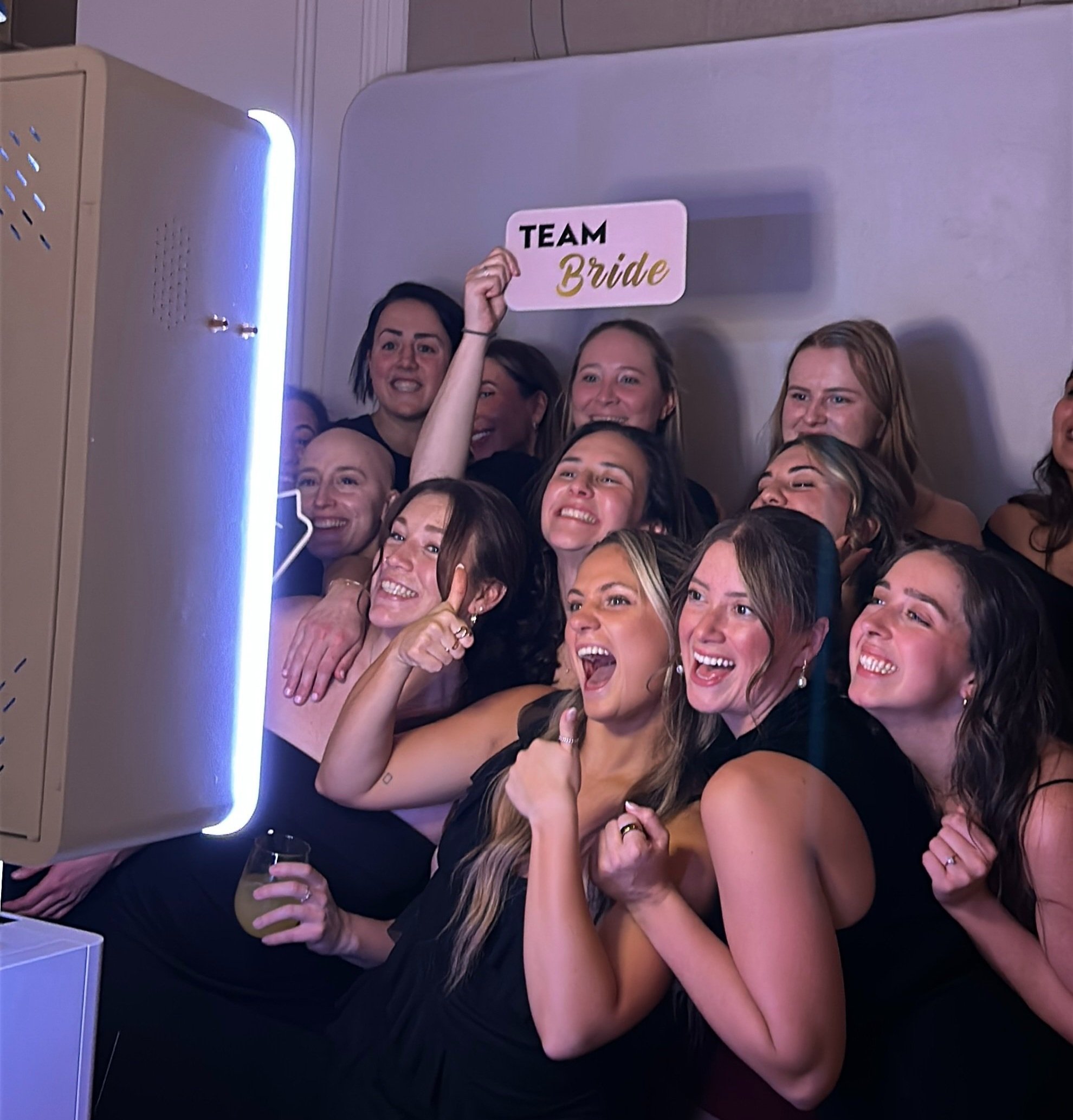 Wedding+Photo+Booth+Toronto.jpg