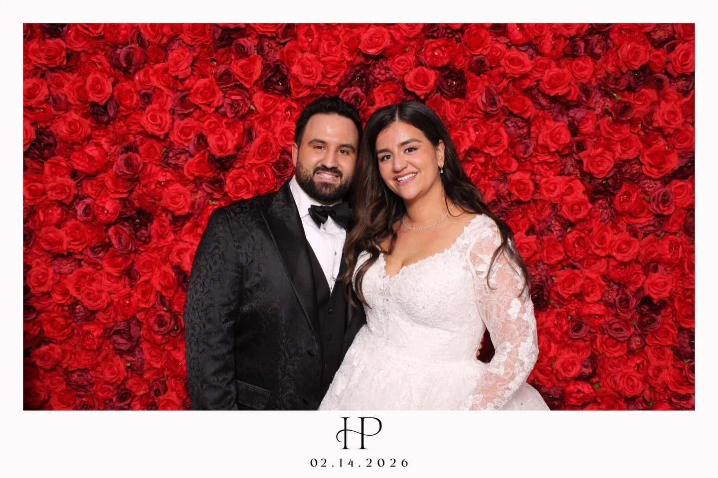 Helen &amp; Peter understood the assignment. ❤️✨

A perfect moment captured at their beautiful celebration at Paramount EventSpace in Vaughan. For their big day, they chose our Classic Print Photo Booth paired with our Red Flower Wall, and it brought