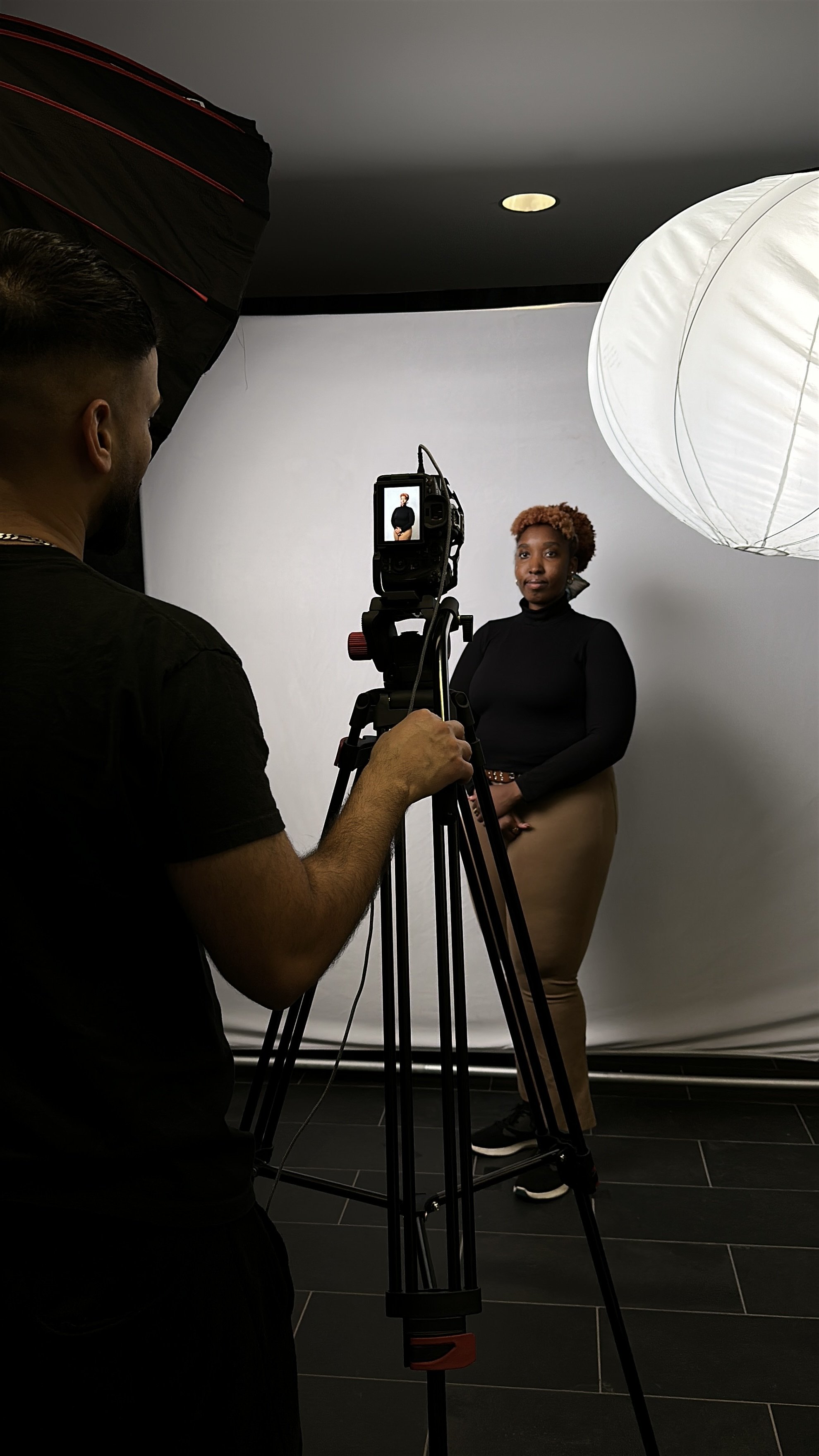 Portrait Lounge 2.jpg