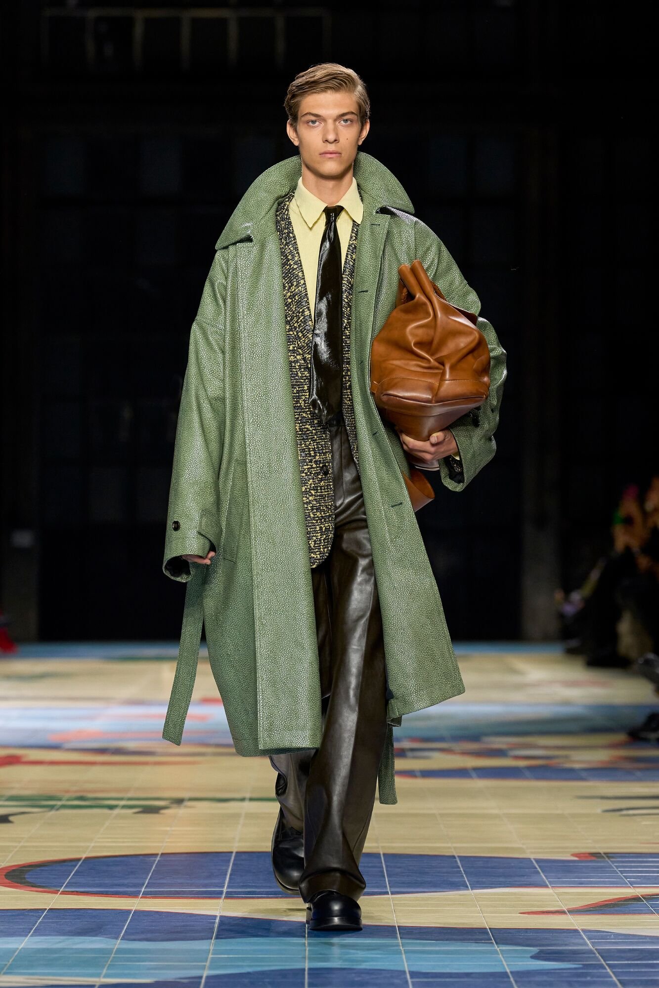 Look 9