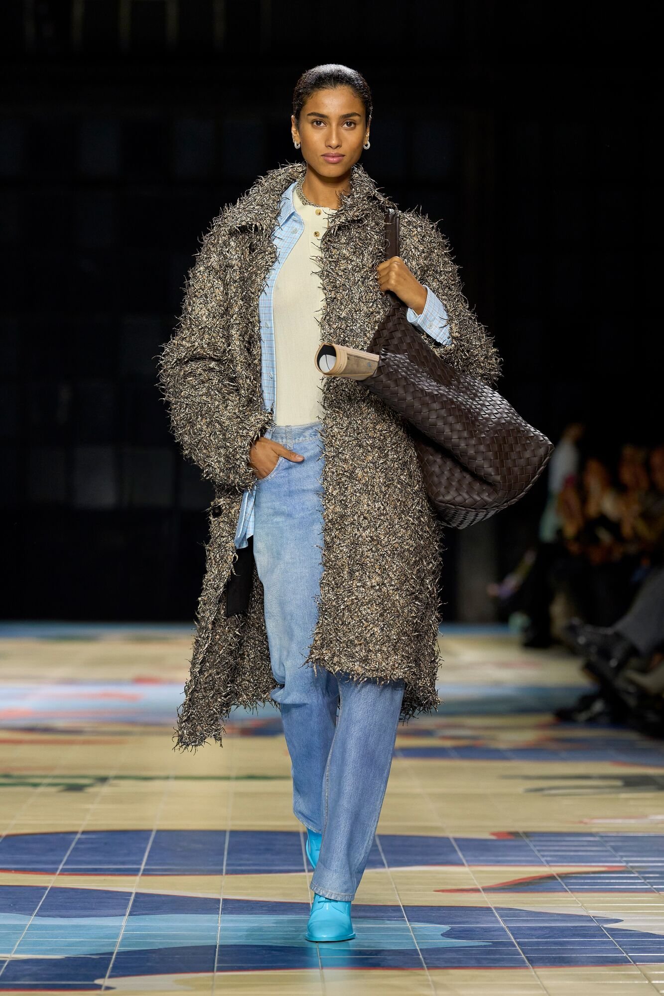 Look 12