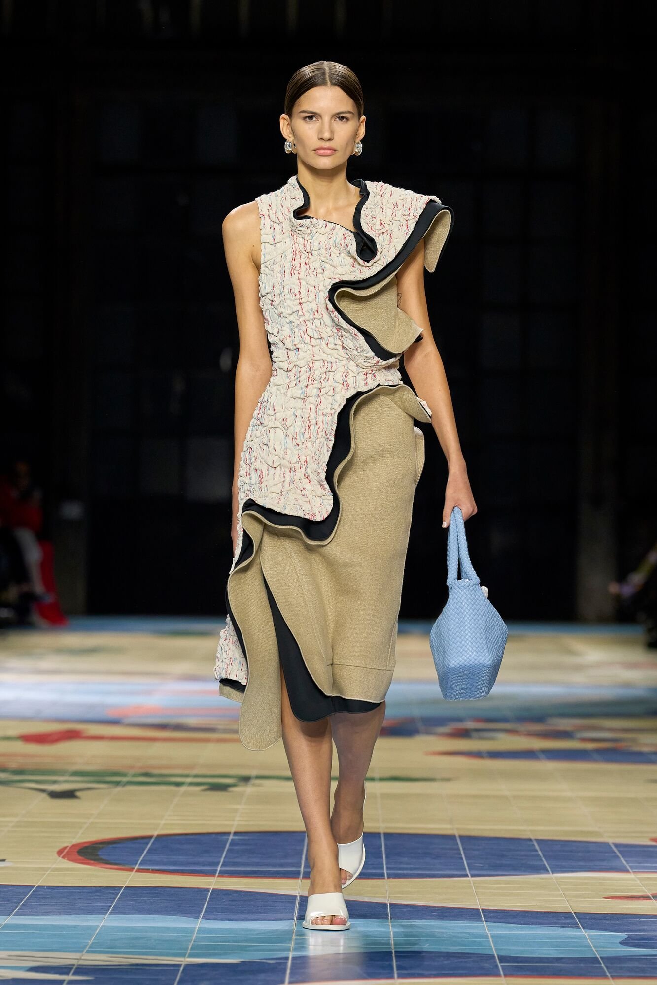 Look 14