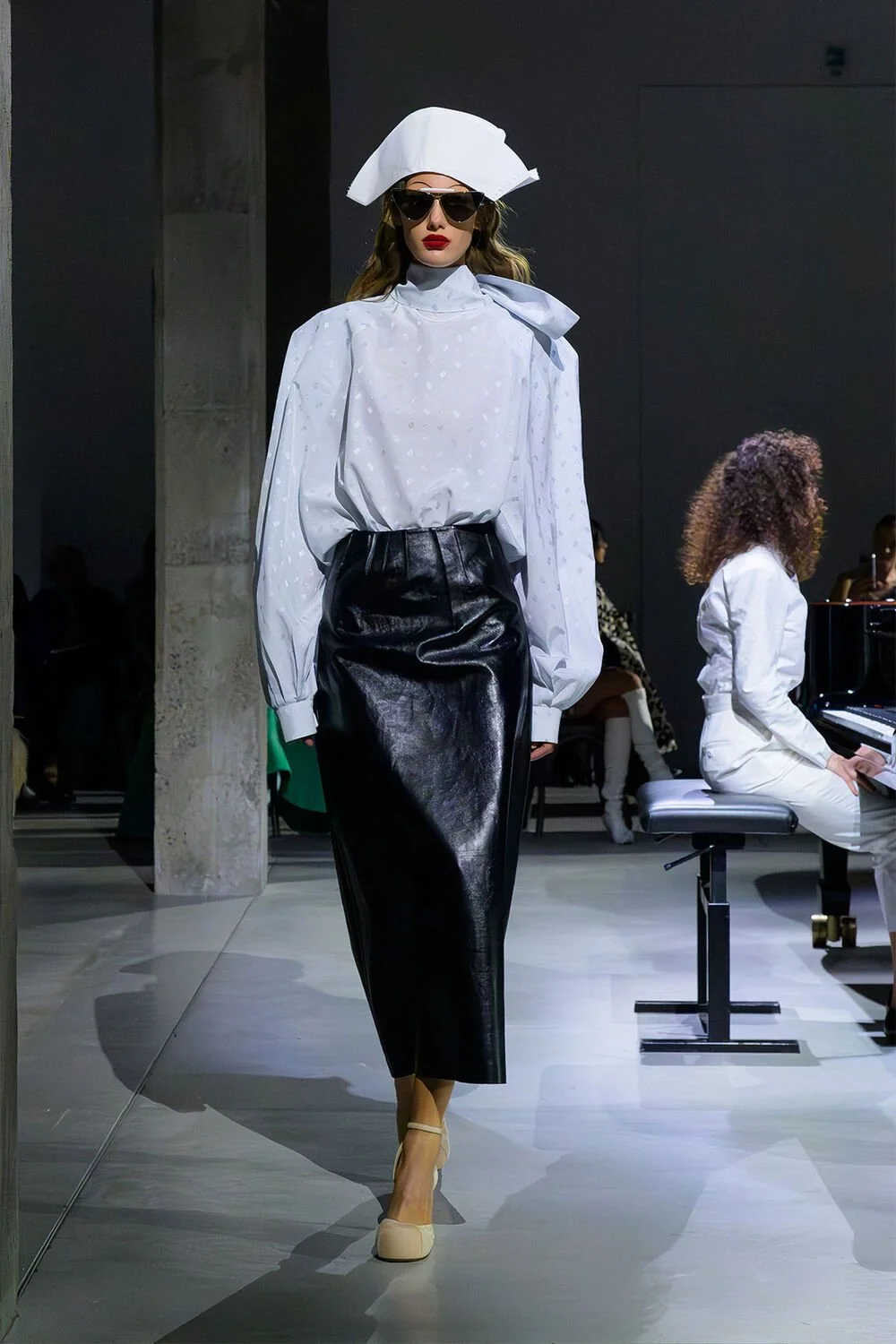 Look 24