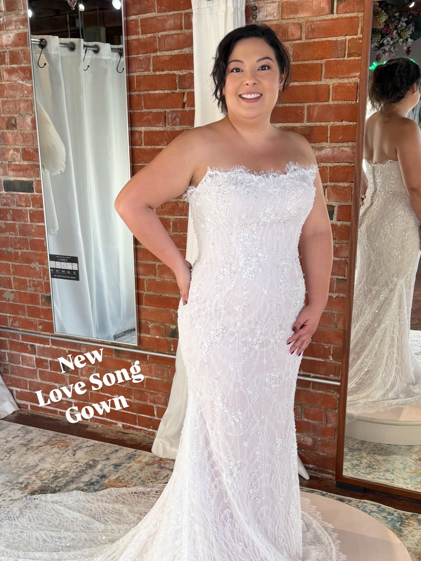 New arrival! Swipe for transformation&hellip; we&rsquo;re calling it a &ldquo;snatching skirt&rdquo;. Completely detachable satin bodice and train with endless possibilities.