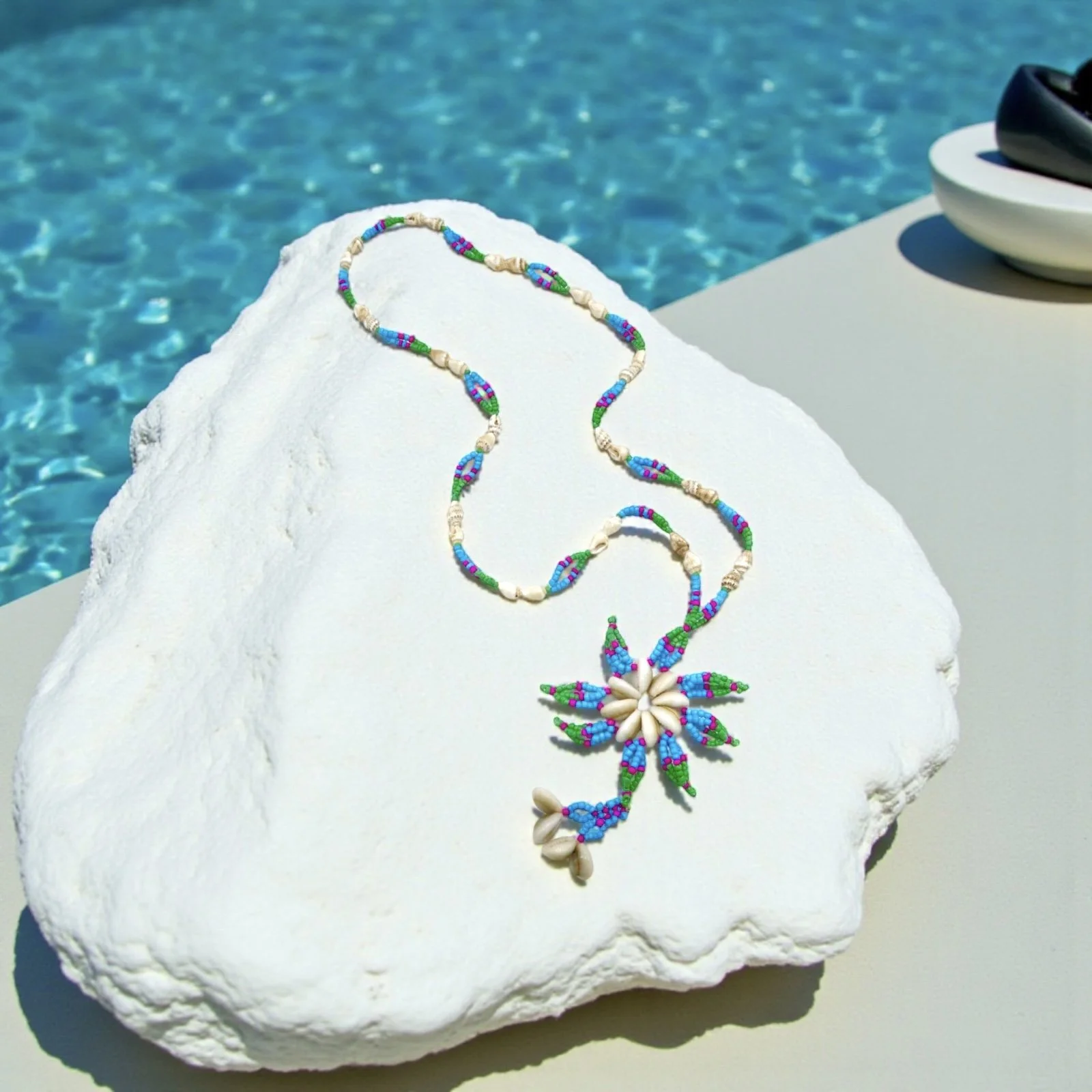 ARTISAN SHELL STAR NECKLACE