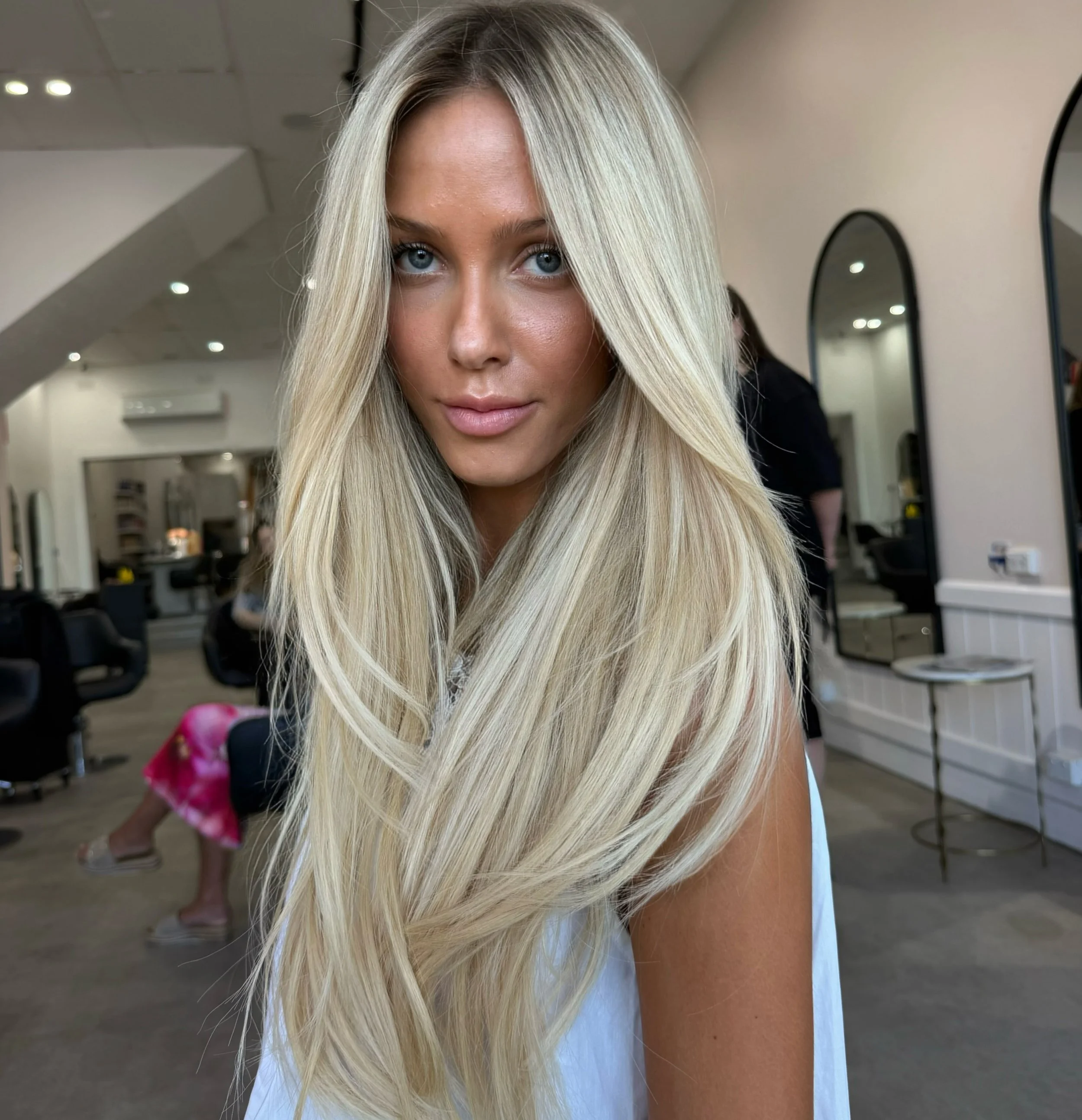 The keratin bond transformation of our dreams 🤍✨🪽

Seamlessly blended keratin bond transformation for a natural, effortless finish 🫶🏼

Book via link in bio❤️&zwj;🔥

#kokohair #kokohairandco #meltonhairdresser #melbournehaidresser
#melbournehairs