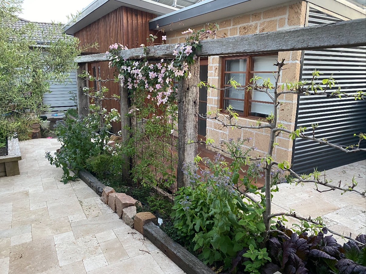 6170075ab1b79edb6cefa076_Screen Shot 2021-10-20 at 11.10.09 pm.png