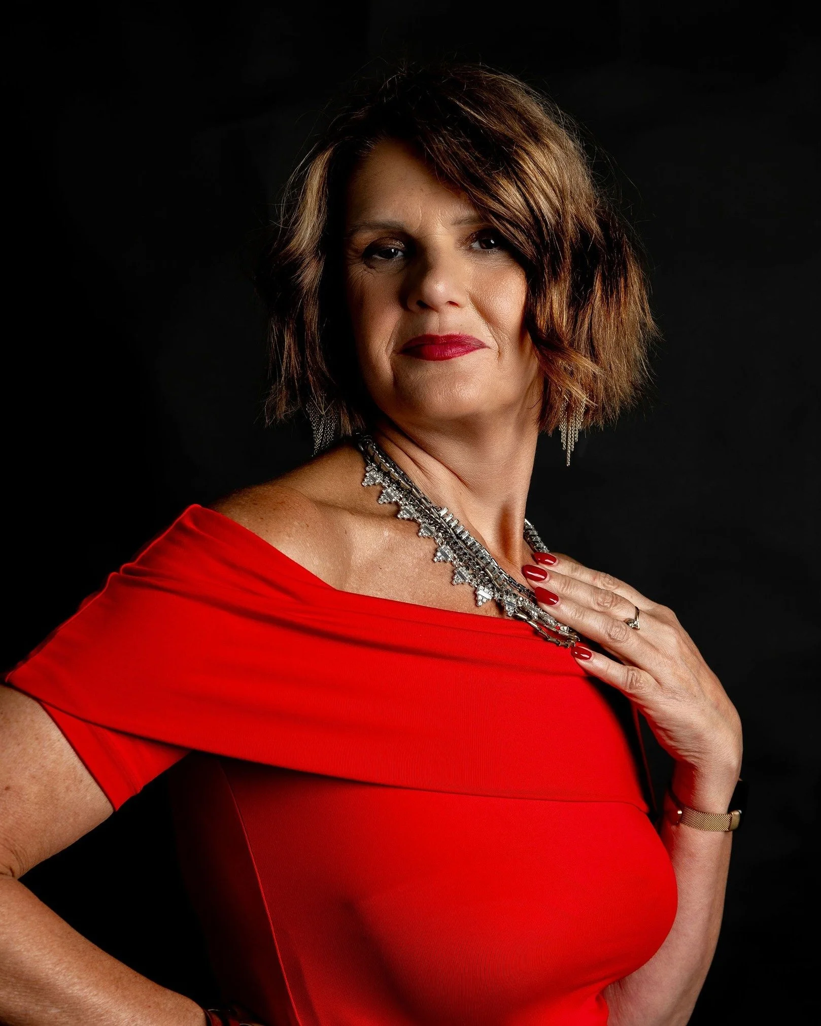 Every Wednesday at 9am, Stories from Behind The Mask - my brand new podcast -sits down with the incredible people who chose to be a part of my vision of UNMASKED.

This week, I&rsquo;m chatting with @gwennedickson of @livingyourbestlife888 and we wen