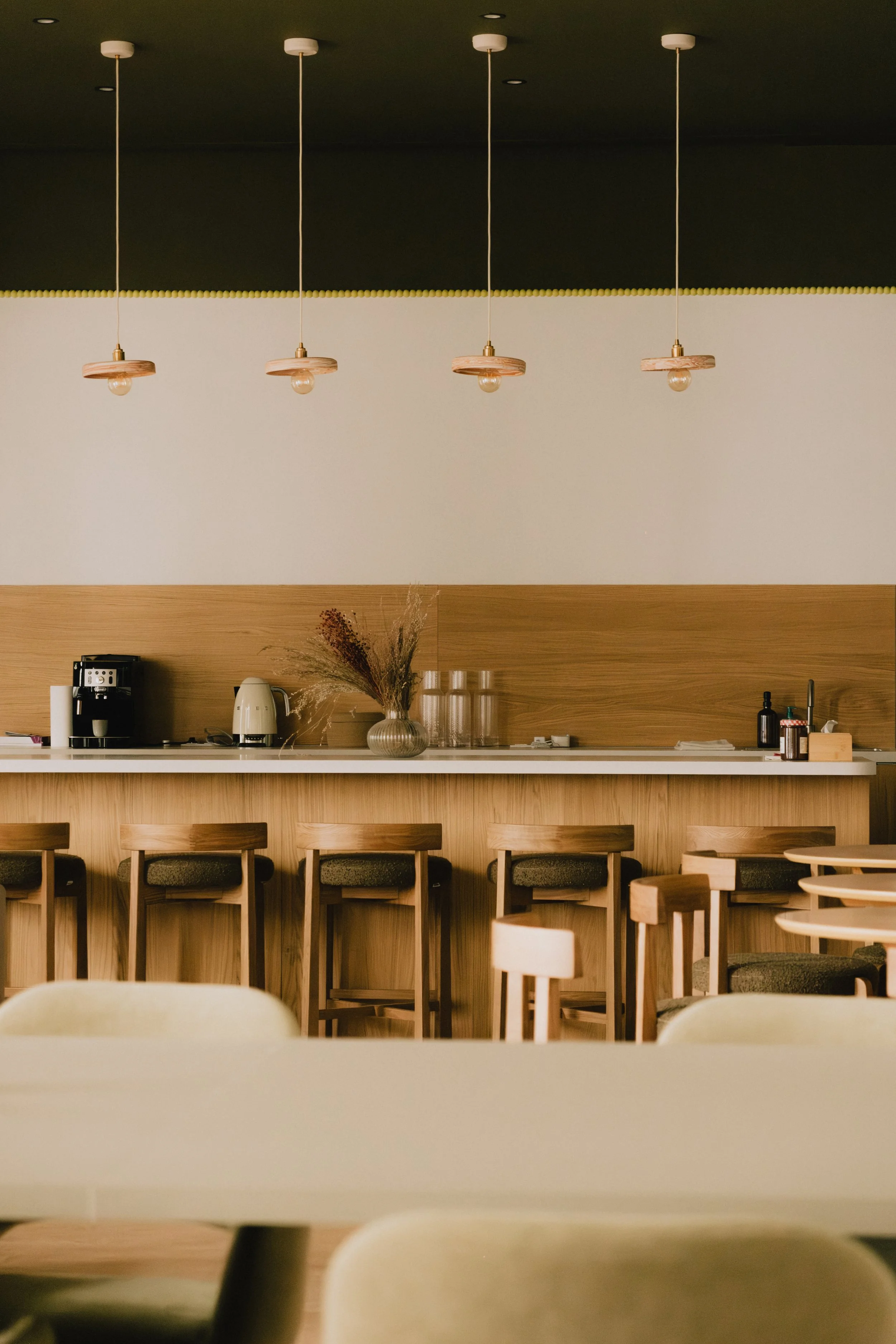 Paris caféteriat bar