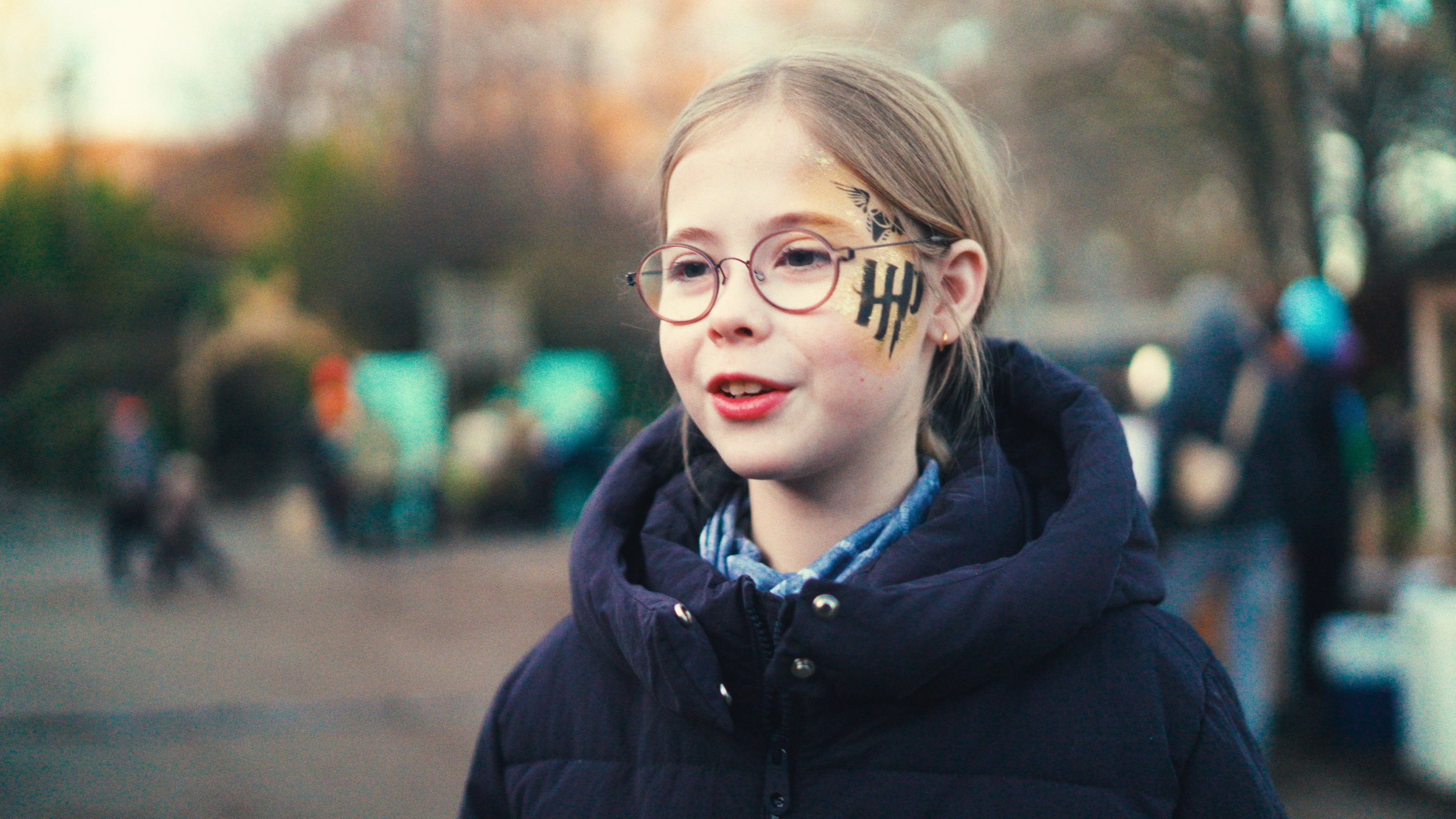 PORTRÆTTER V3.00_02_09_11.Still010.png