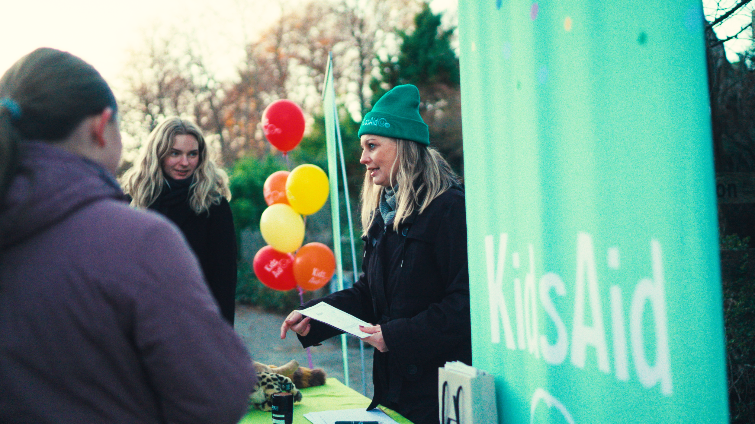 PORTRÆTTER V3.00_02_41_08.Still011.png