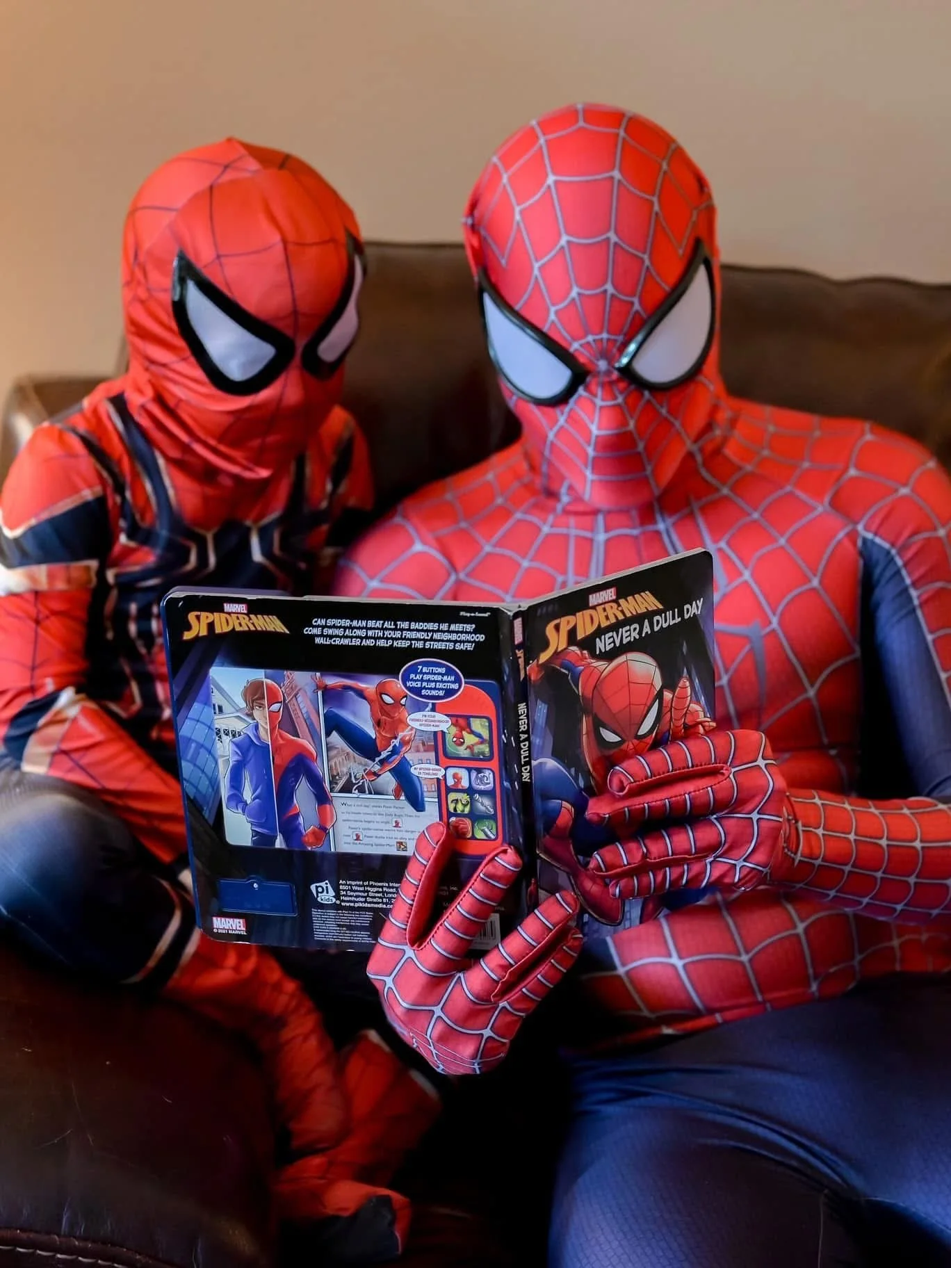 Just two super besties making memories together 🕷️🕸️

📸 @thefrancesphotography 

#tampamom #brandonfl #tampakids
