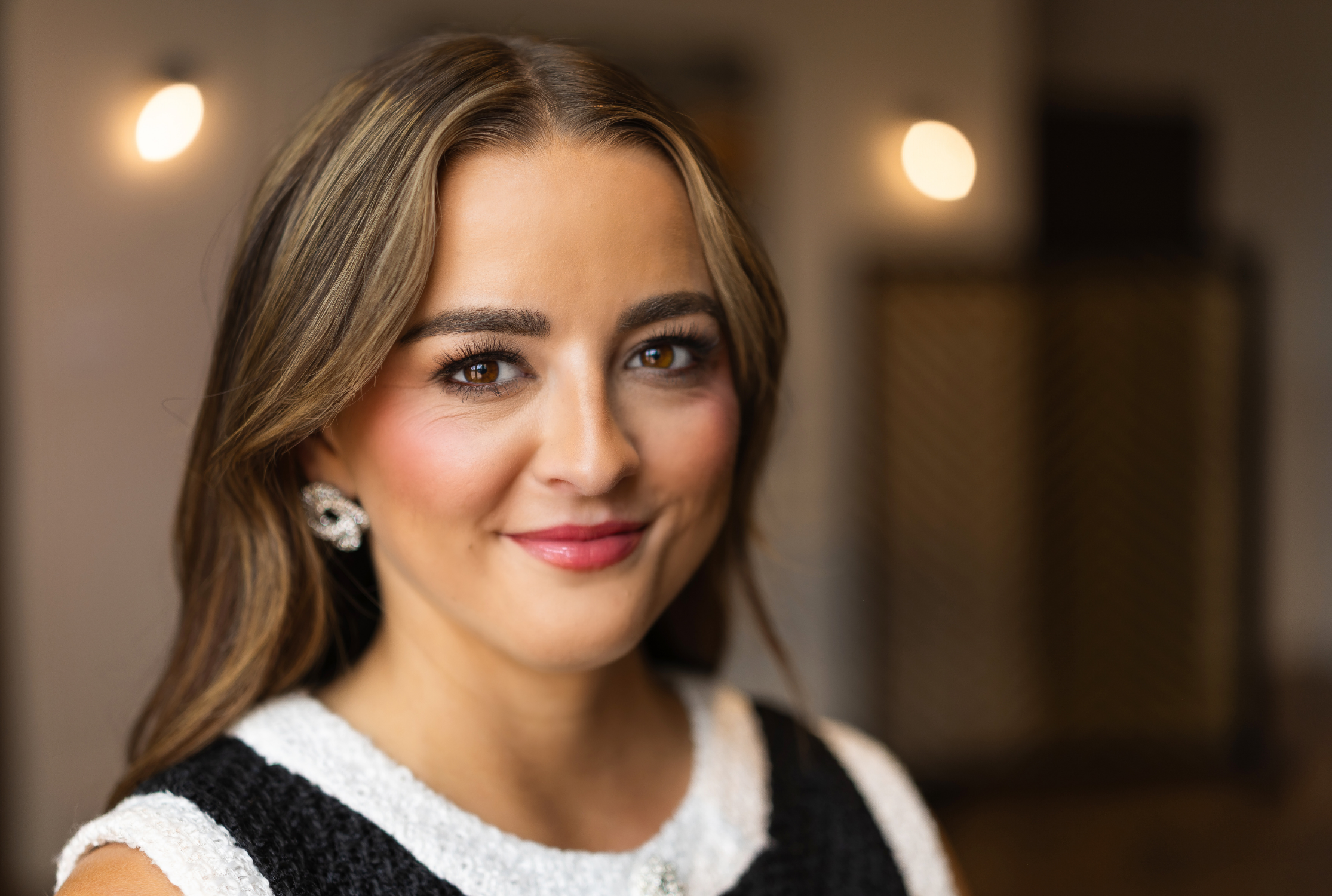 Headshot of Jessica Harris, business coach for therapists