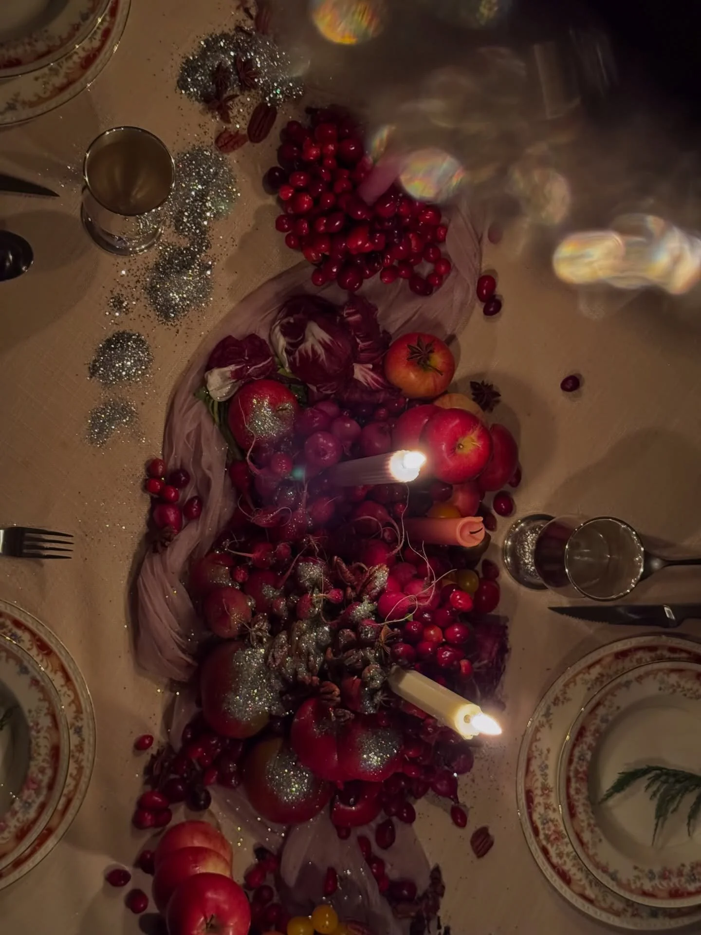A Christmas Tablescape:🌙