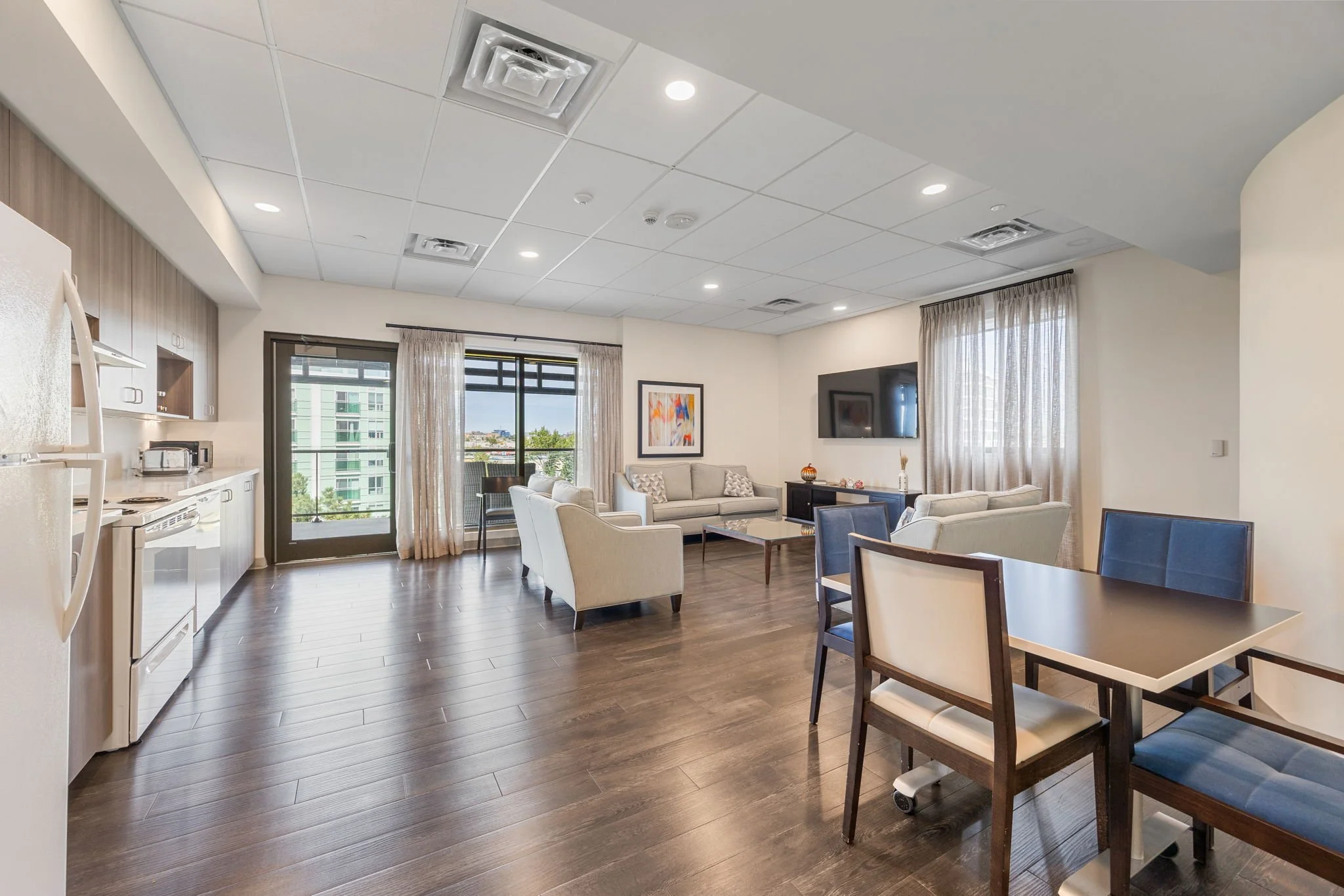 73 - Presentation Manor.JPG