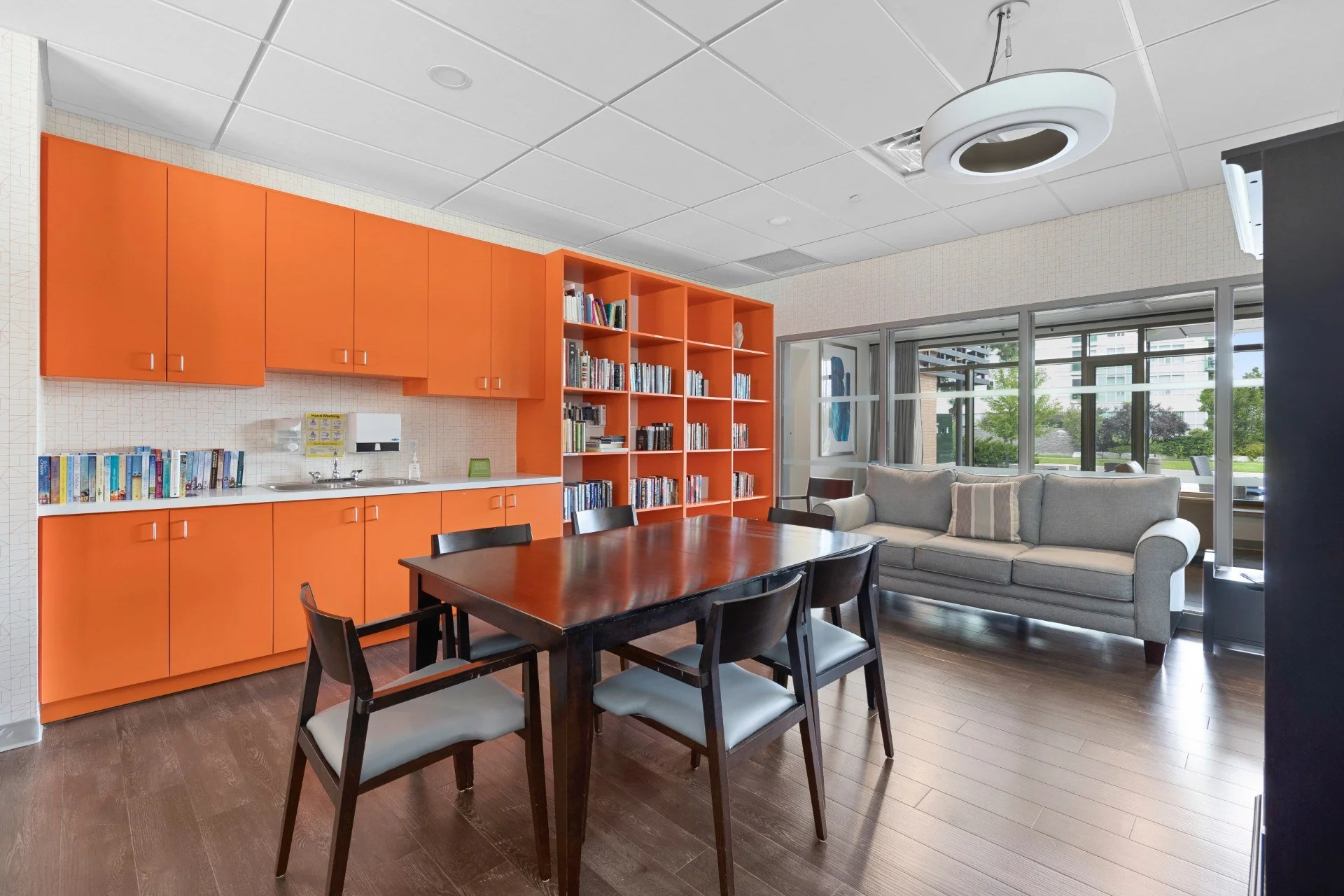 017 - 61 Fairfax Crescent, Toronto.jpg