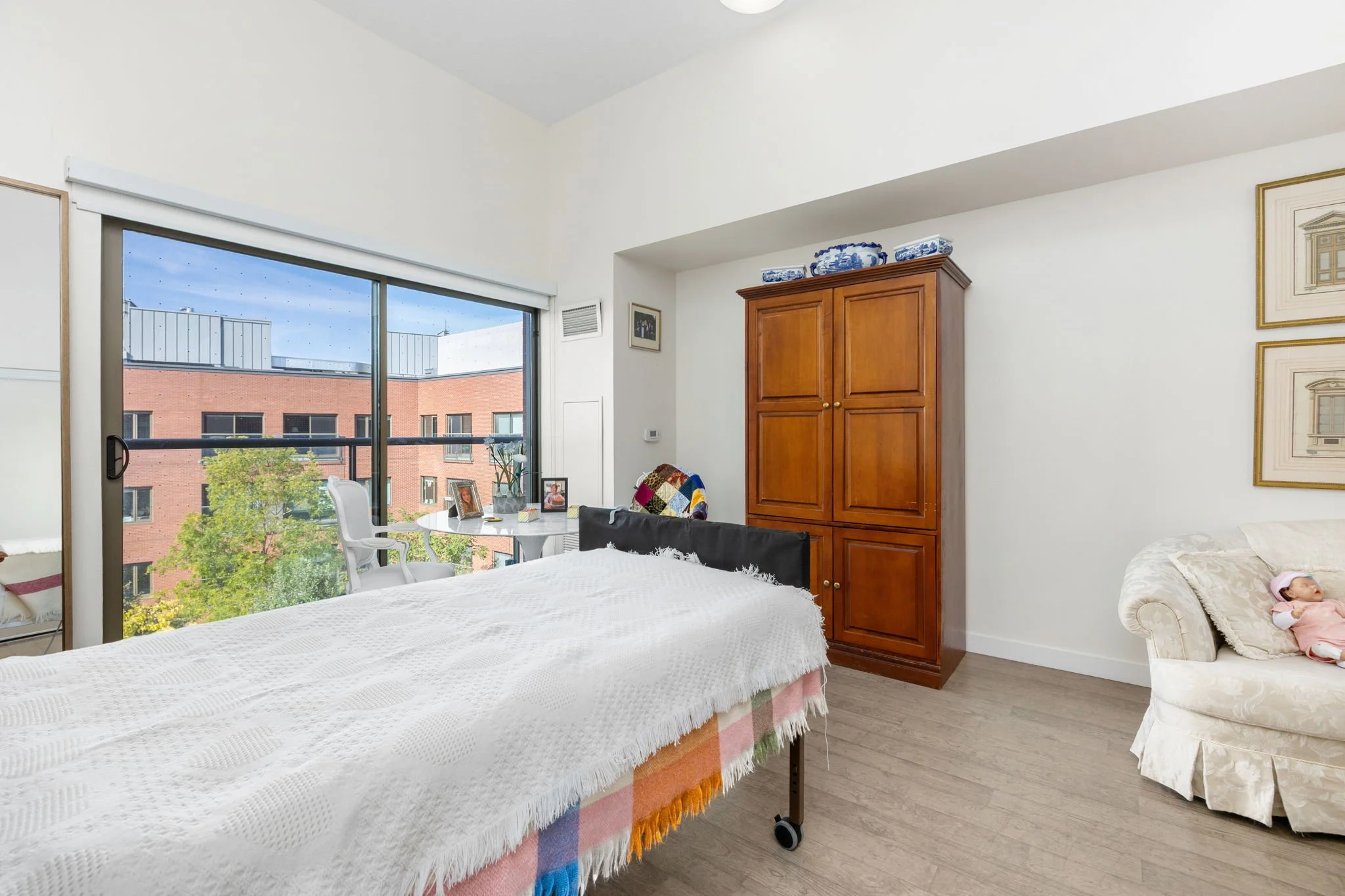 50 - Presentation Manor.JPG