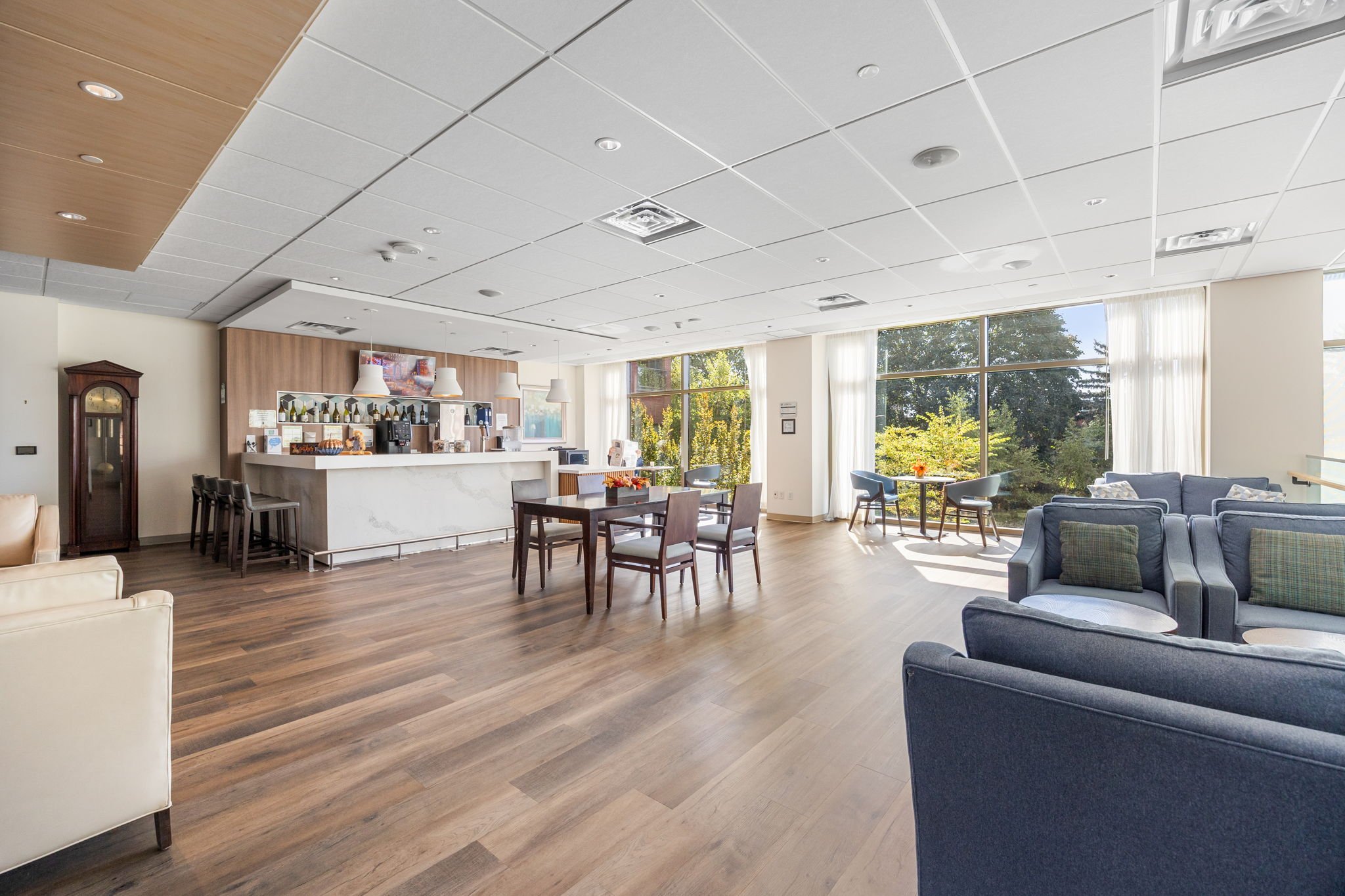 71 - Presentation Manor.JPG