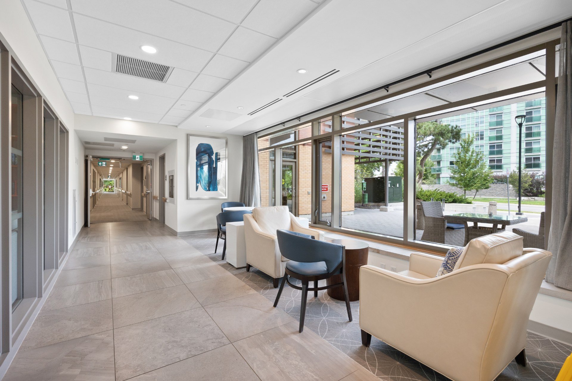 022 - 61 Fairfax Crescent, Toronto.jpg