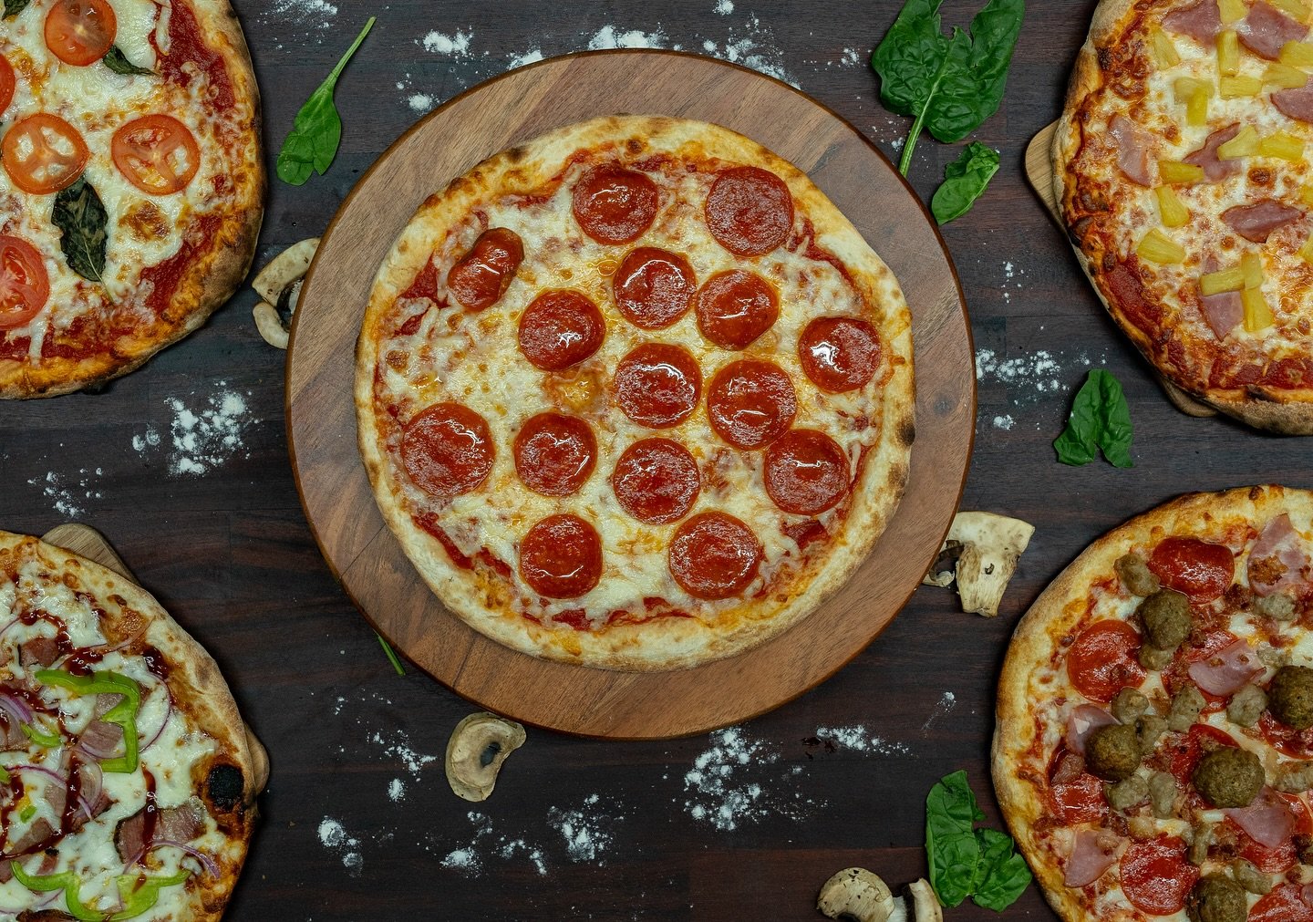 If you haven&rsquo;t checked out @pugspizzabiloxims yet, here&rsquo;s your sign!🍕🎥 We took these photos for their new menu on UberEats as Pisano&rsquo;s Pizza! Credit to Pisano&rsquo;s Pizza and UberEats for letting us capture these photos.

#produ