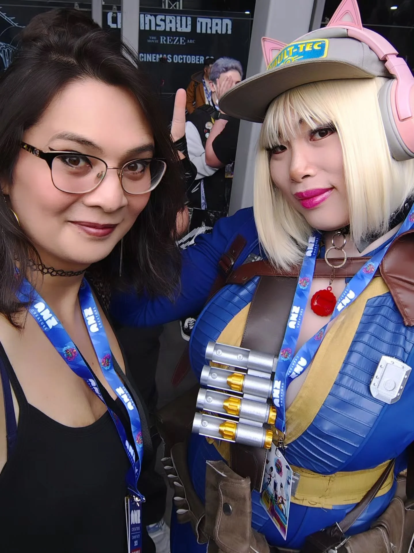 PAX PHOTO SPAM 2!

The next photo I got was at the PAX @anzcreators meetup with @hakuru15 !! 🥰

One of the few people I was actively looking for, we have been to a few events at the same time but have never crossed paths so I made sure I got to meet